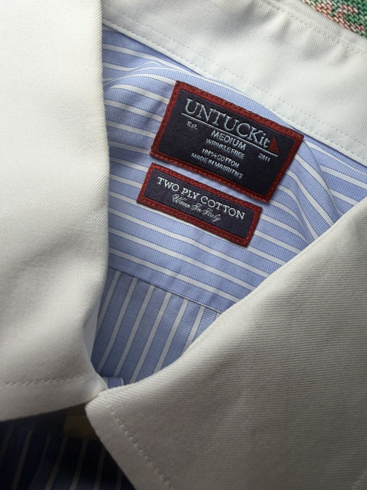 UNTUCKit Untuckit Blue & White Striped Dress Shirt Size Medium Size US M / EU 48-50 / 2 - 3 Thumbnail