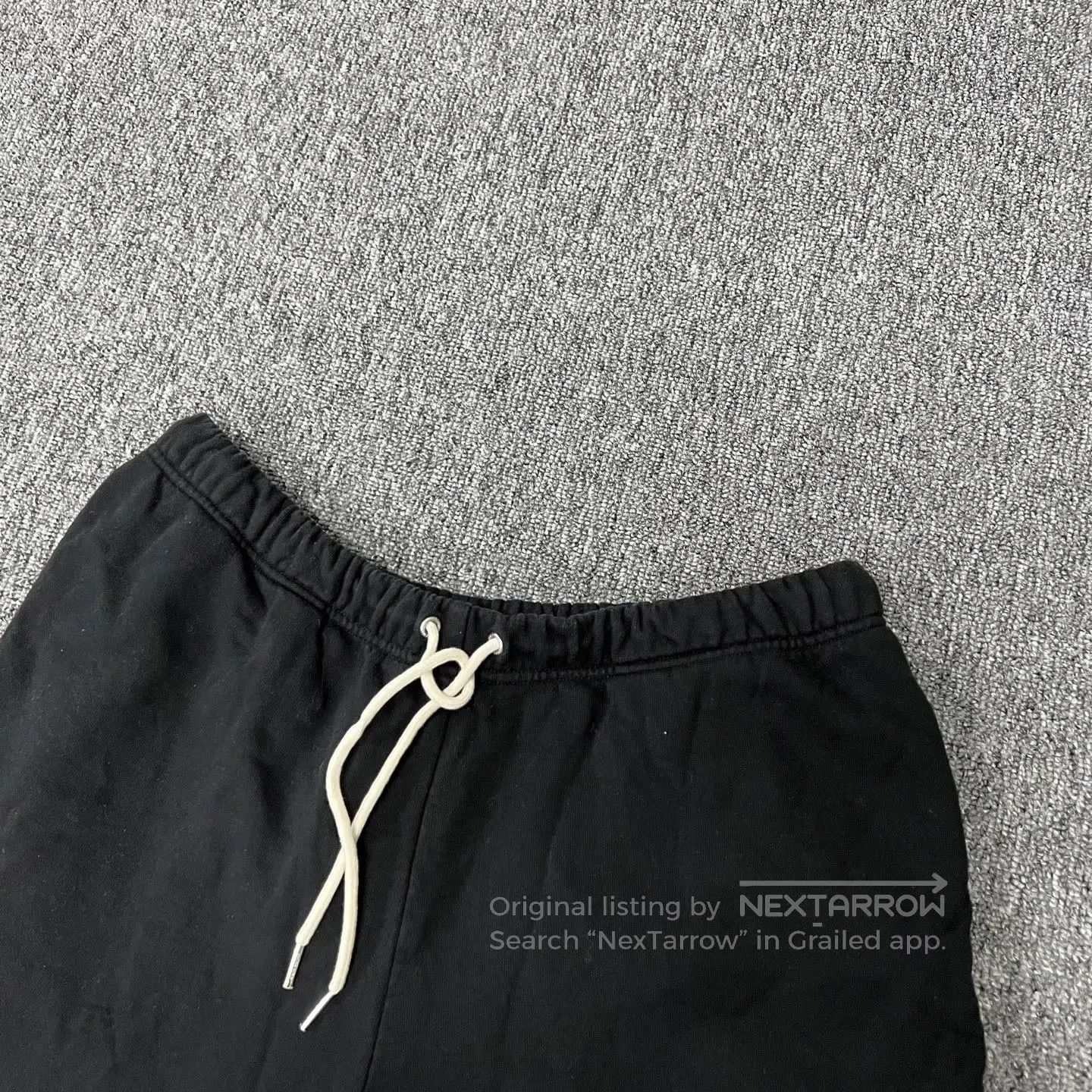 Celine CELINE SIZE XL Alphabet logo black shorts| Size 30" / US 8 / IT 44 - 3 Thumbnail