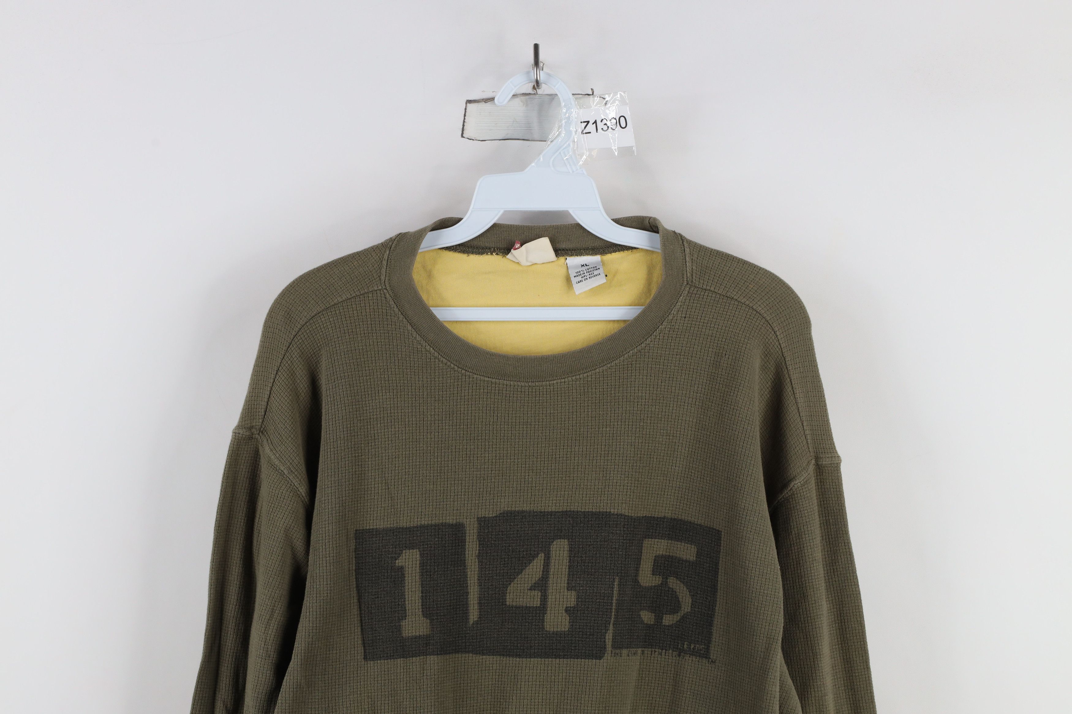 Levi's × Vintage Vintage Y2K 2004 Levis Waffle Knit Long Sleeve T-Shirt Size US XL / EU 56 / 4 - 2 Thumbnail
