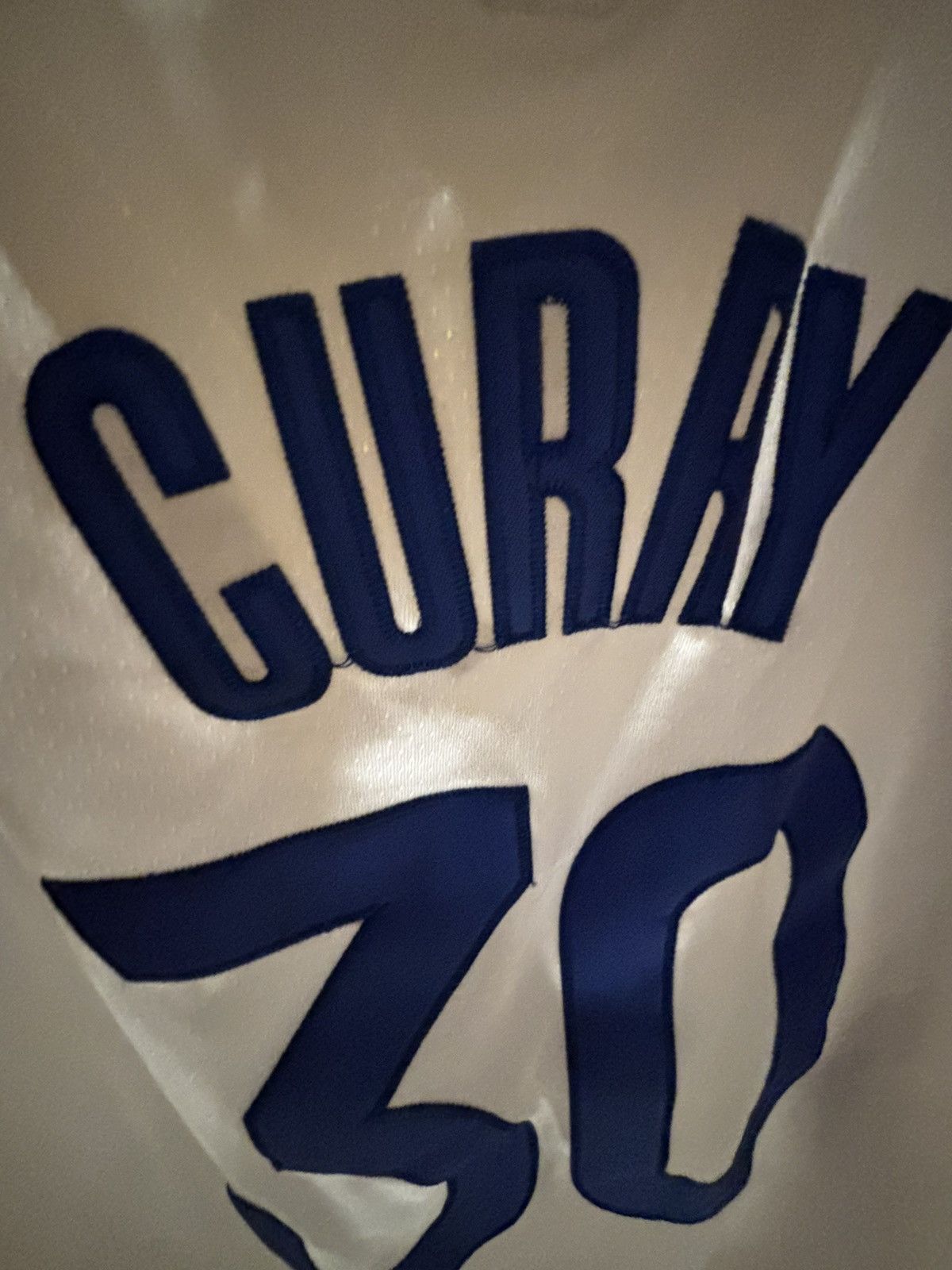 NBA Stephen Curry Golden State Warriors Jersey – Youth Size Size US S / EU 44-46 / 1 - 5 Thumbnail