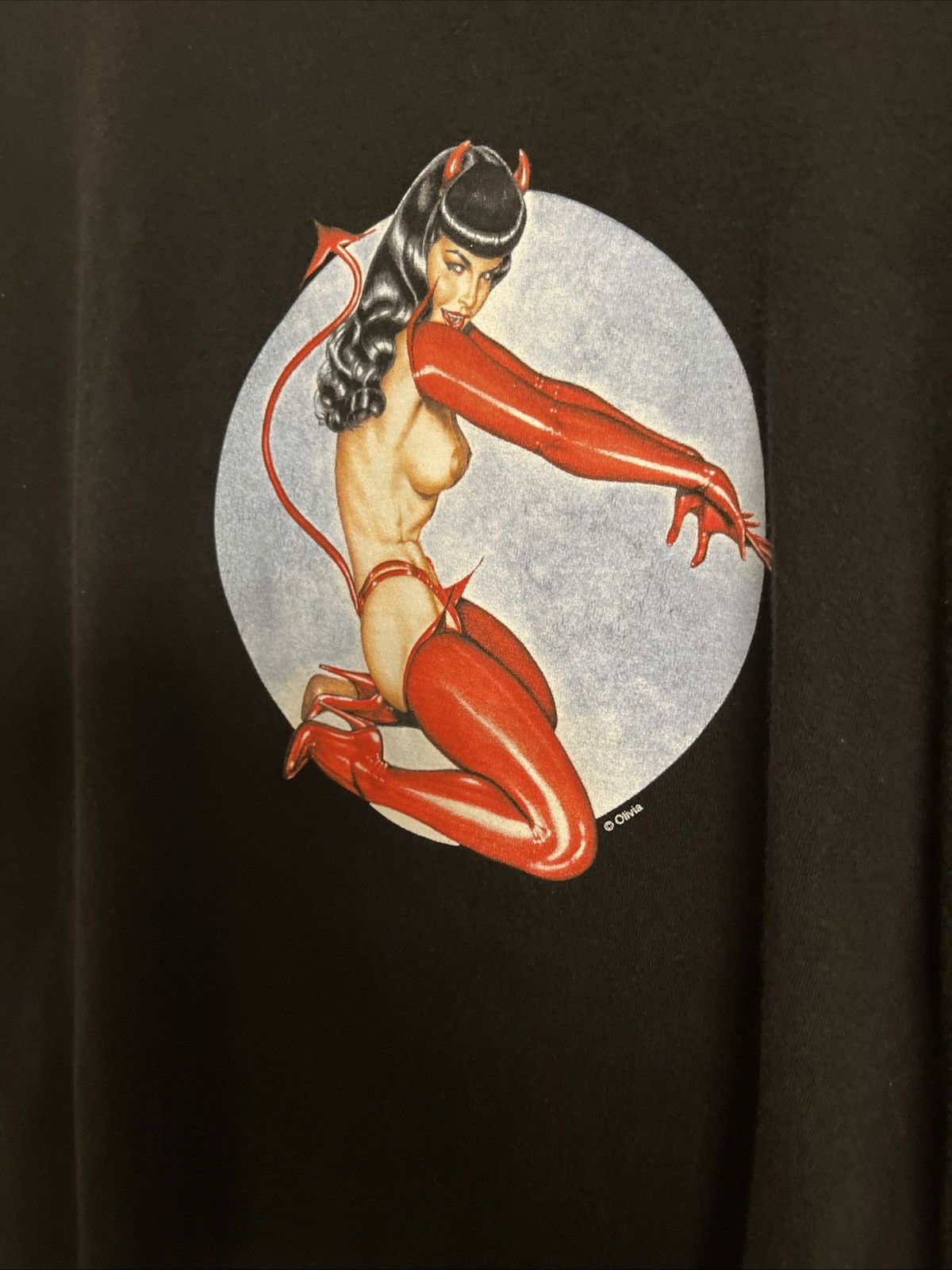 Vintage Vintage Fashion Victim Betty Page Red Devil Shirt Size L Size US L / EU 52-54 / 3 - 8 Thumbnail
