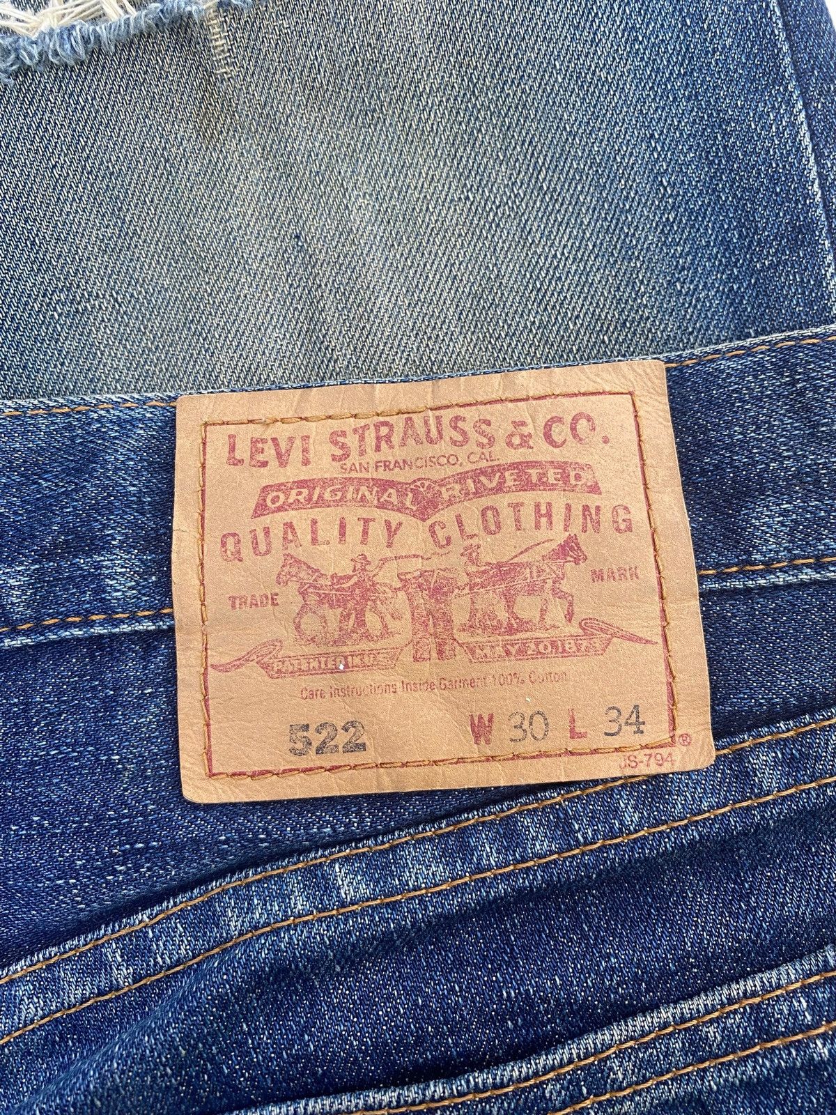 Levi's Levi’s 522 Faded Wash Ripped Style Straight Cut Jeans Size US 30 / EU 46 - 10 Thumbnail