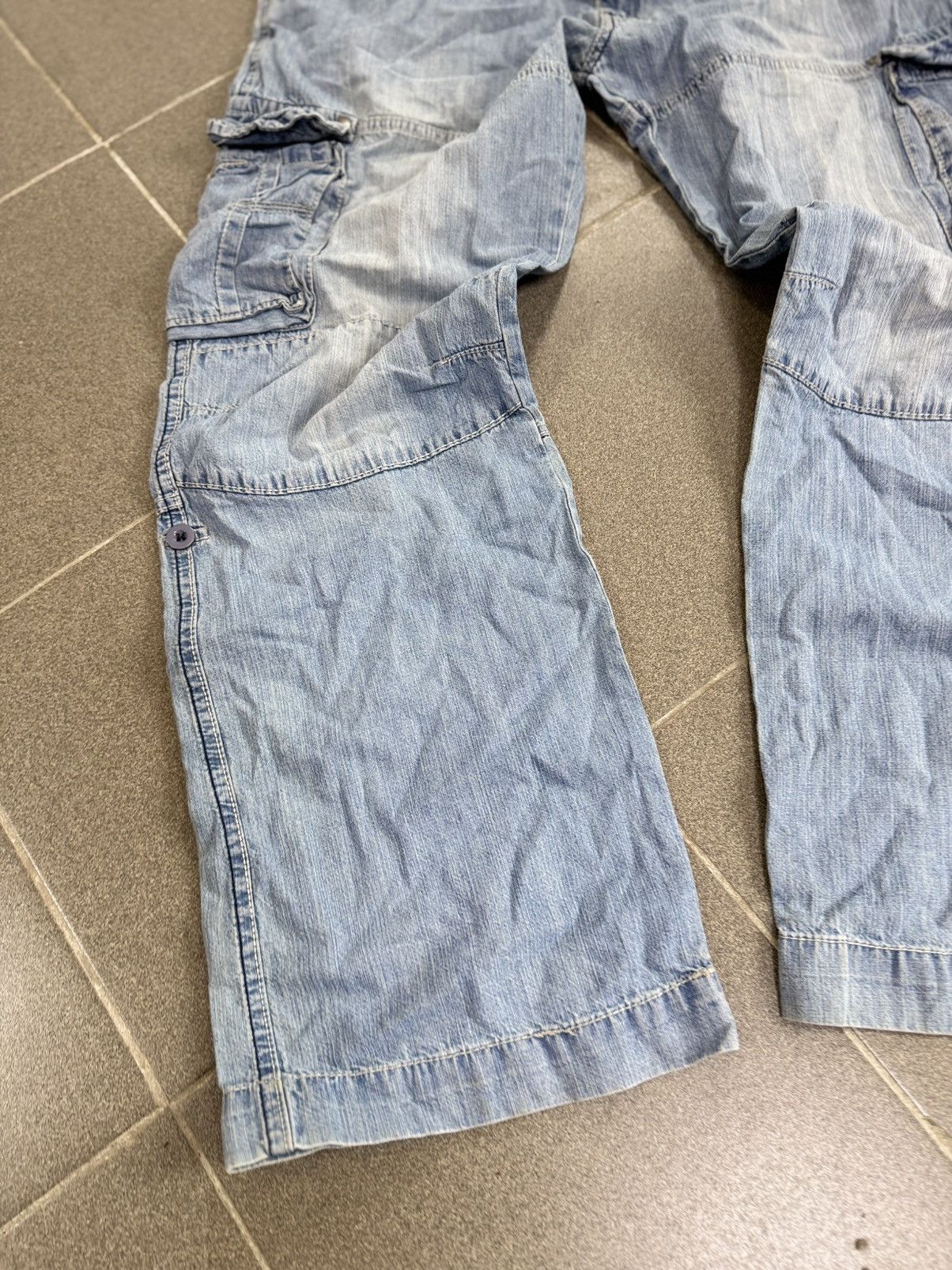 Japanese Brand Crazy Vintage Y2K Japanese Style Faded Jeans Archive Size US 32 / EU 48 - 3 Thumbnail
