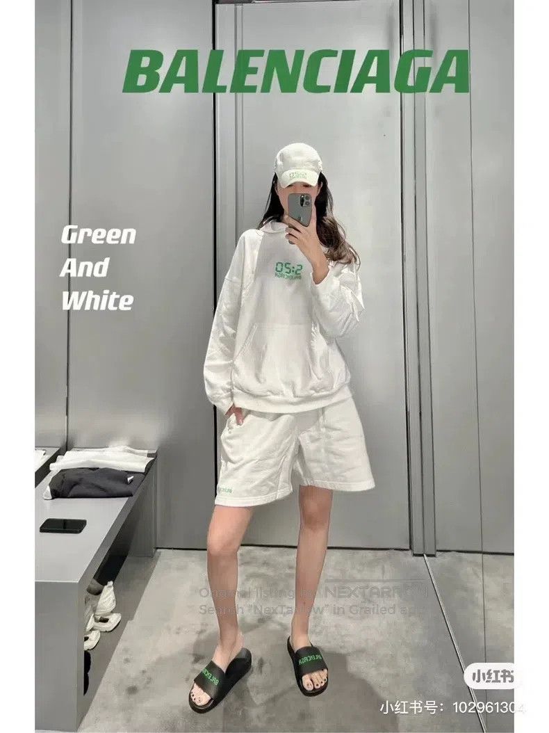 Balenciaga Balenciaga Sweatshirt Size US S / EU 44-46 / 1 - 4 Thumbnail