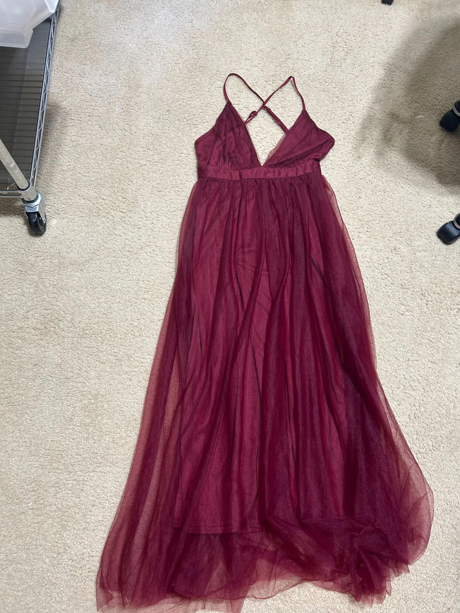 Designer Burgundy Tulle Maxi Dress, Size M - Elegant Strappy Back Size M / US 6-8 / IT 42-44 - 1 Thumbnail