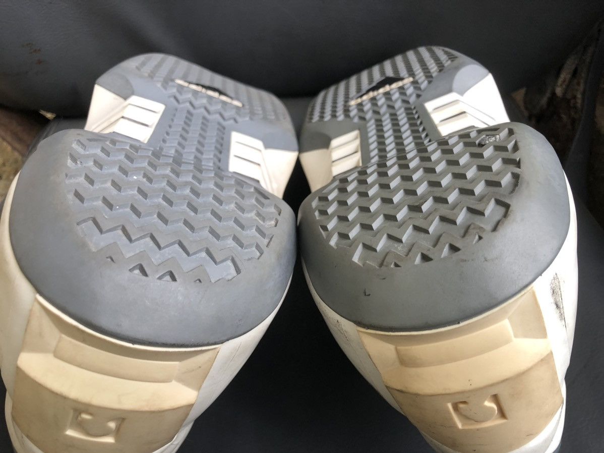 Adidas Adidas x KOBE BRYANT 2 2001 Men’s Sneakers Size Us 11 Size US 11 / EU 44 - 13 Thumbnail