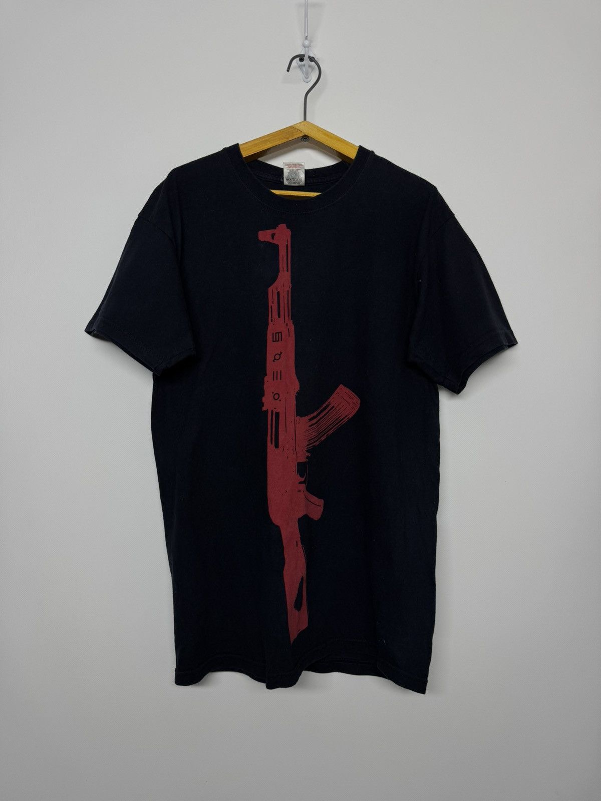 Fruit Of The Loom THIRTY SECONDS TO MARS GUN LOGO T SHIRT NEW OFFICIAL RARE Size US M / EU 48-50 / 2 - 3 Thumbnail