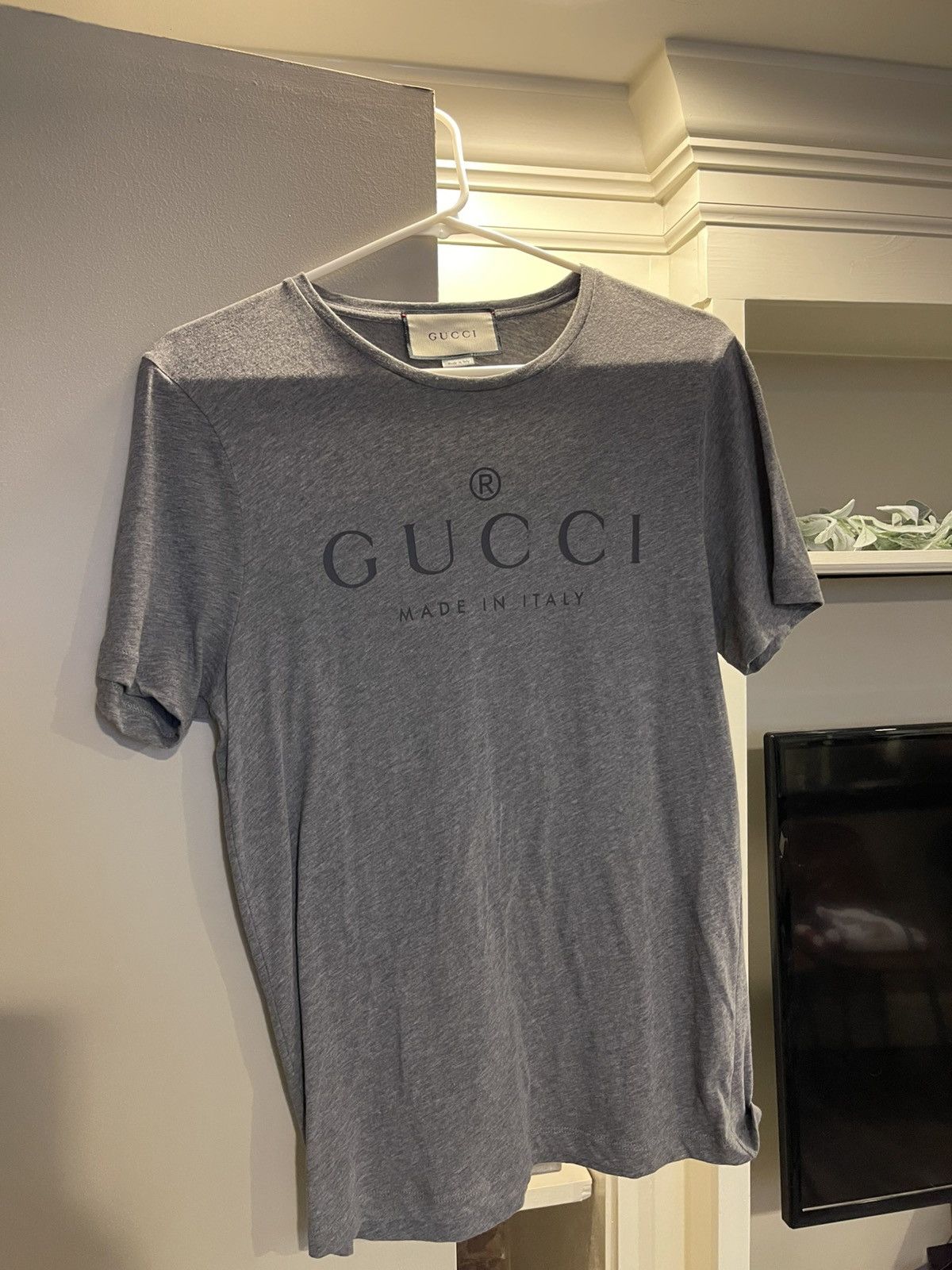 Gucci T-Shirt Tee Size Medium