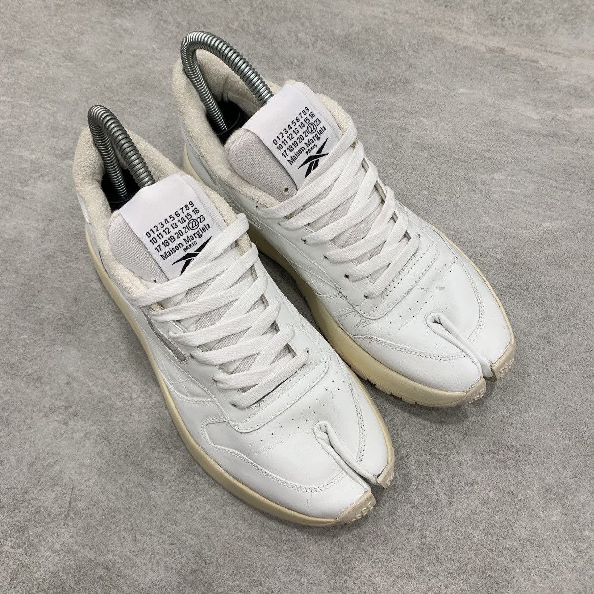 Maison Margiela × Reebok Reebok x Maison Margiela Tabi Sneaker 