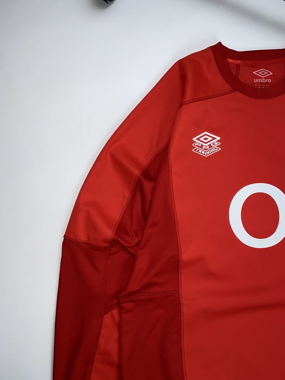 Umbro 🚨 Umbro Rugby O2 long sleeve red man Size US XXL / EU 58 / 5 - 2 Thumbnail