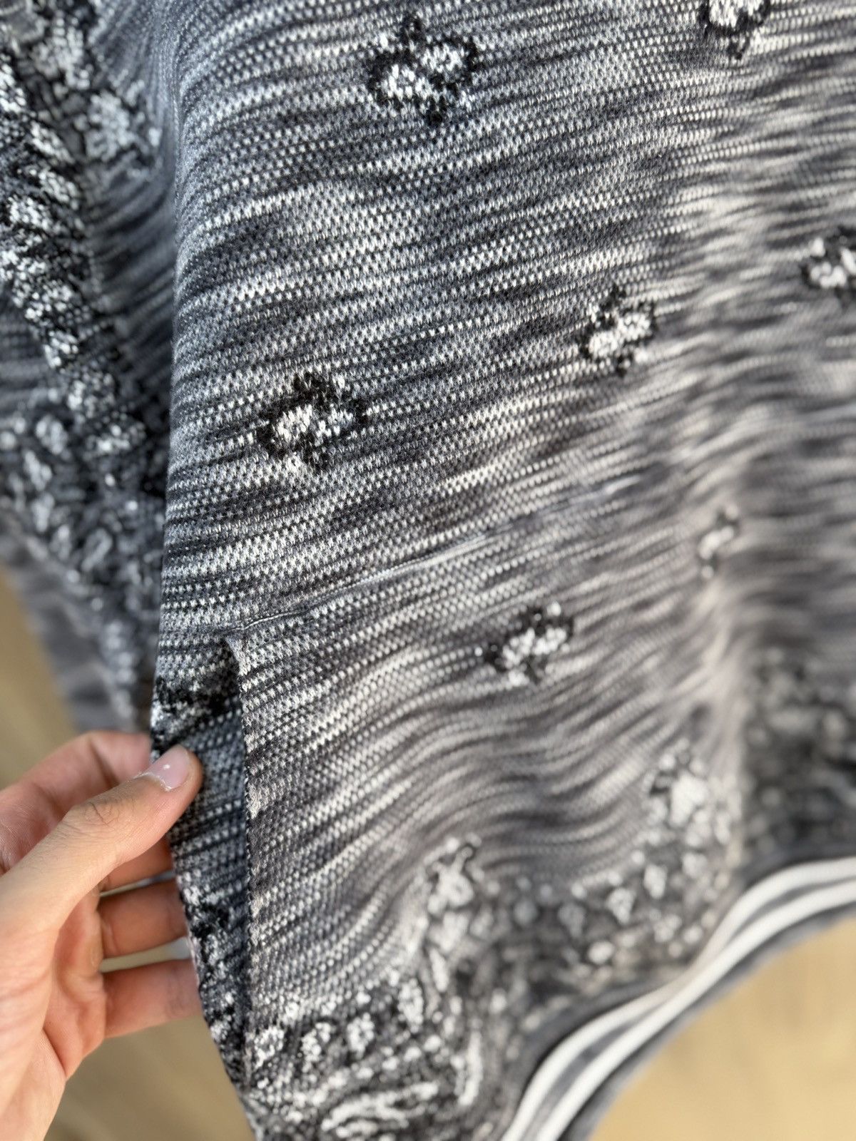 Amiri Amiri Bandana Grey Hoodie Size US XXL / EU 58 / 5 - 6 Thumbnail