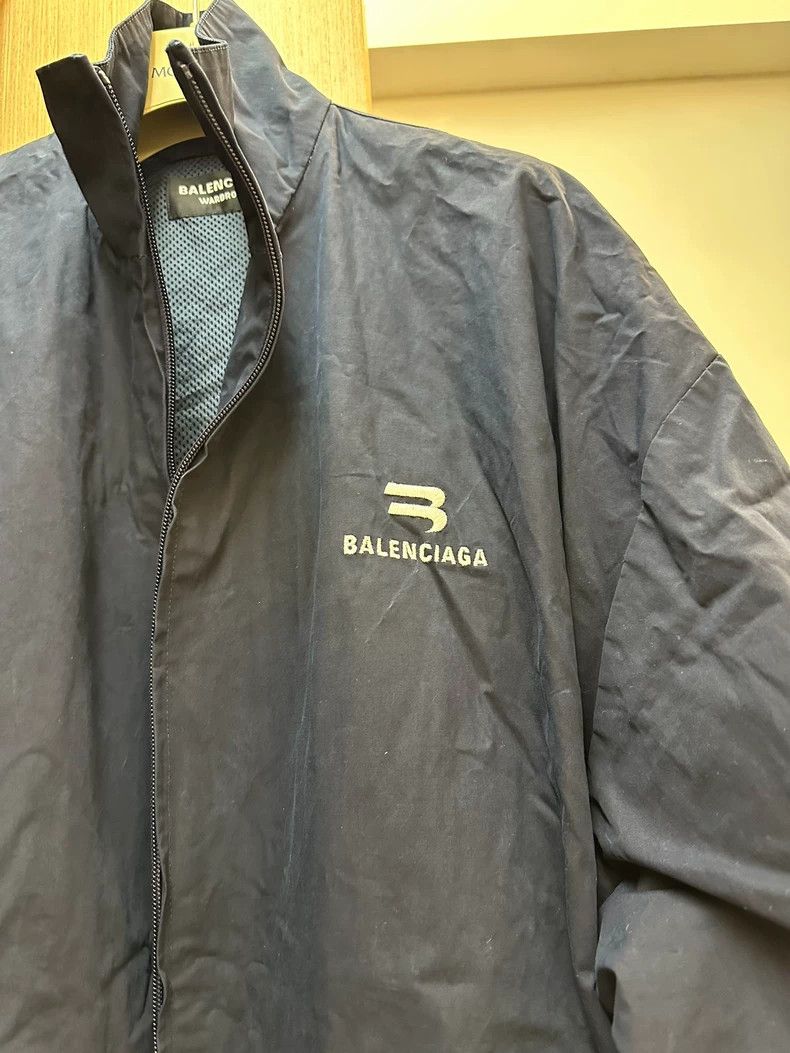 Balenciaga Balenciaga Embroidered Logo Sports Blazer Jacket Size US S / EU 44-46 / 1 - 3 Thumbnail