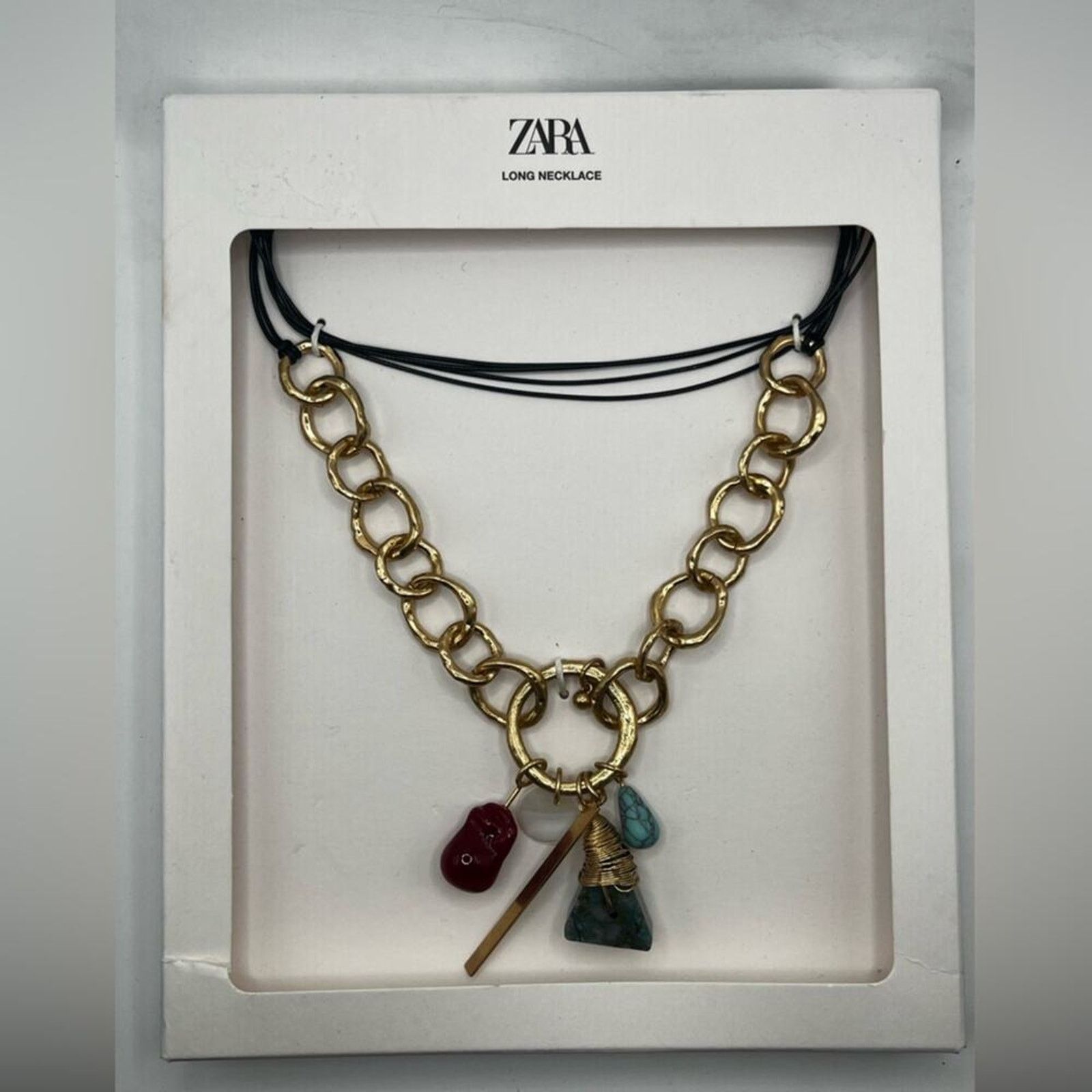 Zara NWT- Zara CONTRAST NECKLACE WITH STONES AND CHARMS Size ONE SIZE - 6 Thumbnail