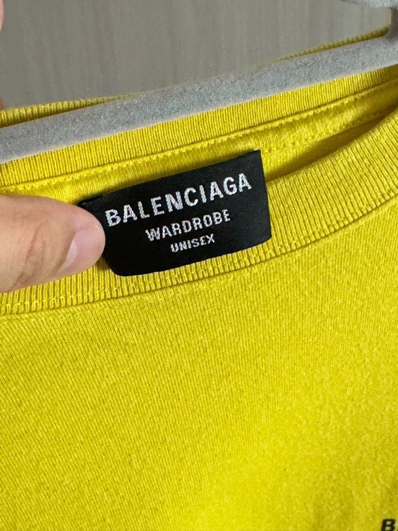 Balenciaga Balenciaga Printed Yellow Short Sleeve T-Shirt Front and B Size US XS / EU 42 / 0 - 3 Thumbnail