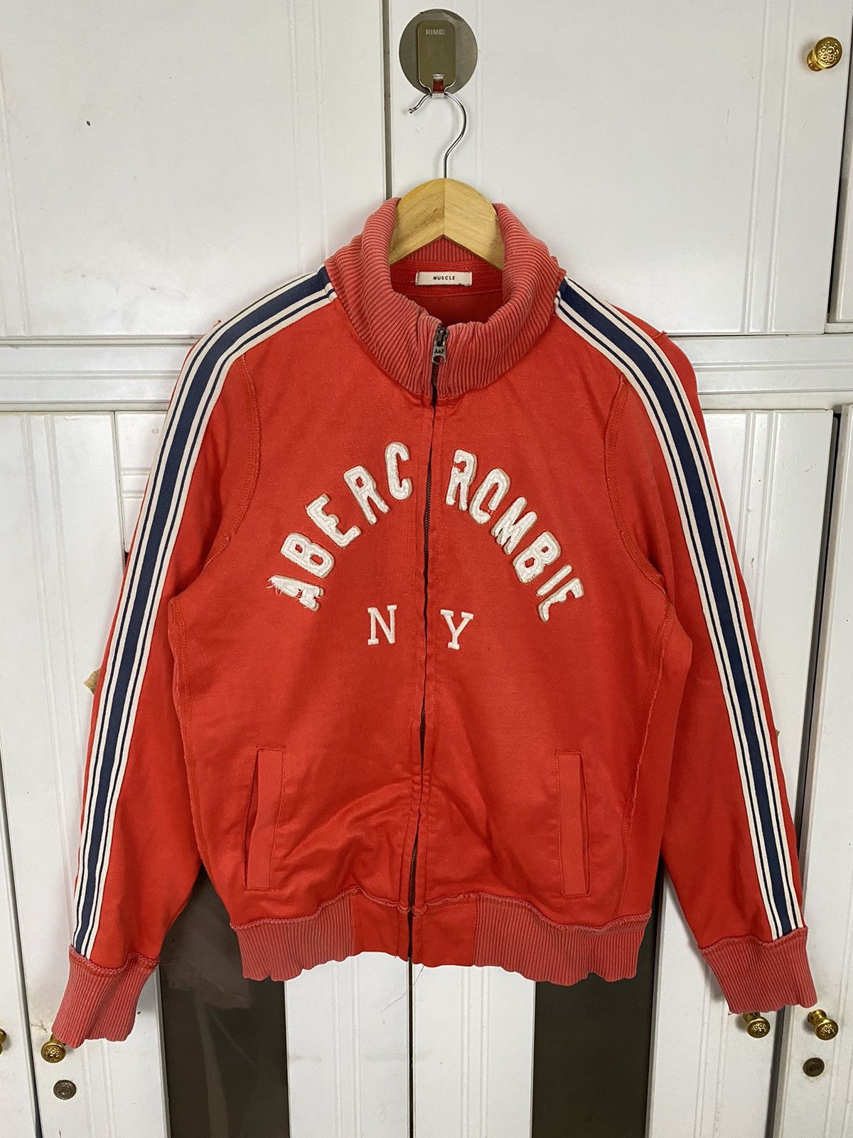 Abercrombie & Fitch × Vintage Vintage Abecrombie Fitch NY Sweater Size US M / EU 48-50 / 2 - 1 Thumbnail
