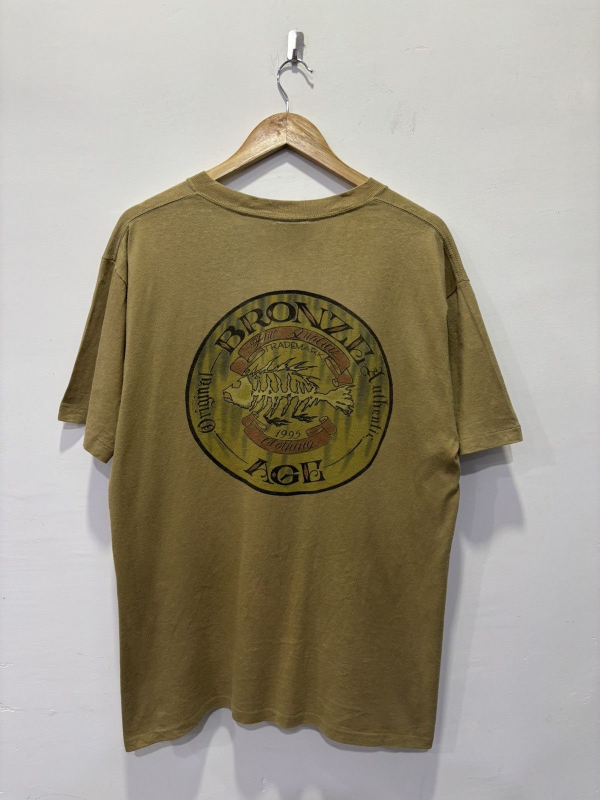 Vintage Vintage 90’s Bronze Age Skateboard Tshirt Size US L / EU 52-54 / 3 - 1 Thumbnail