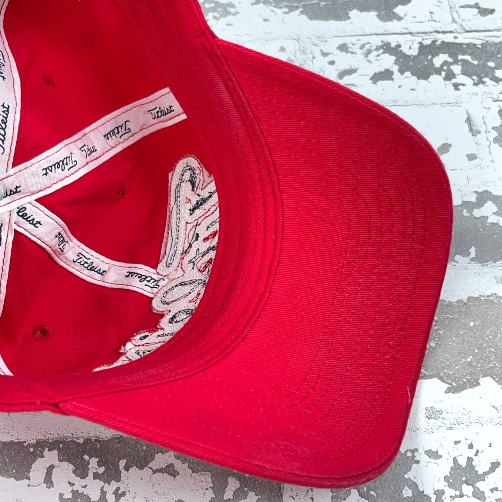 Titleist Titleist Hat Cap Red Blue Leather Strap Back Gold Dad Baseball Spell Out Script Cap Mens L Red Cotton Twill 80s 90s Retro USA Baseball Cap Size ONE SIZE - 7 Thumbnail