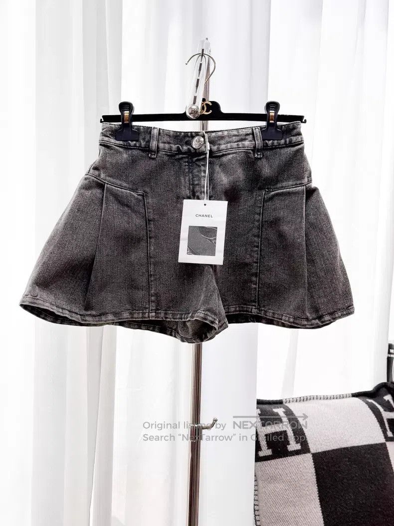 Chanel Chanel Thin flash double C denim short skirt pants Size 24" / US 00 / IT 34 - 1 Thumbnail