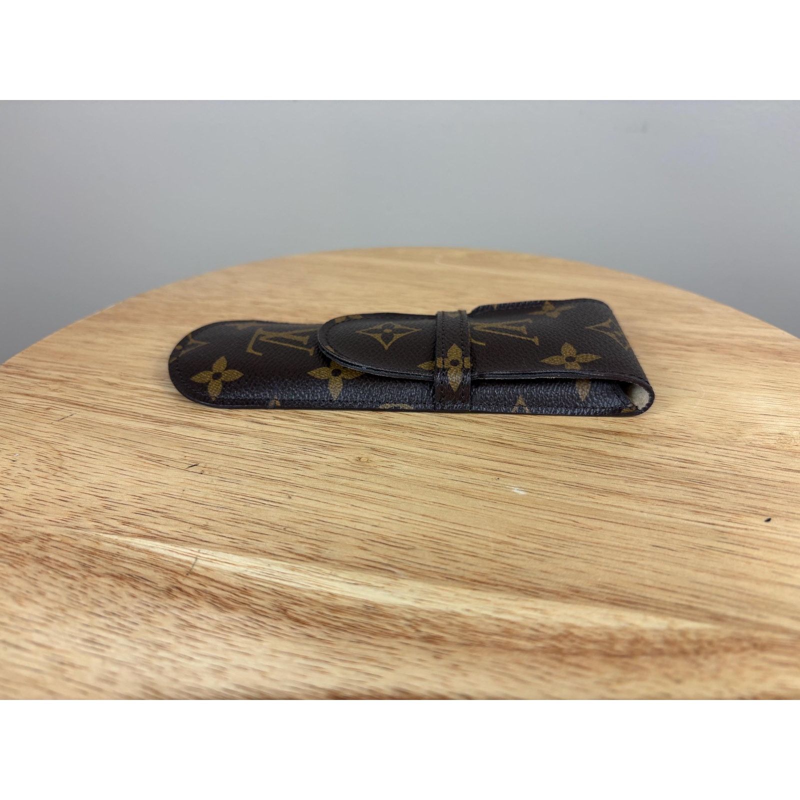 Louis Vuitton Authentic Louis Vuitton Etui Stylo Pen Holder Monogram Size ONE SIZE - 3 Thumbnail