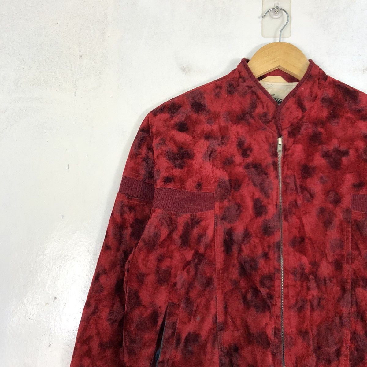 Japanese Brand × Other ❤️SEND OFFER ❤️LEOPARD DESIGN BOMBER JACKET Size US M / EU 48-50 / 2 - 6 Thumbnail