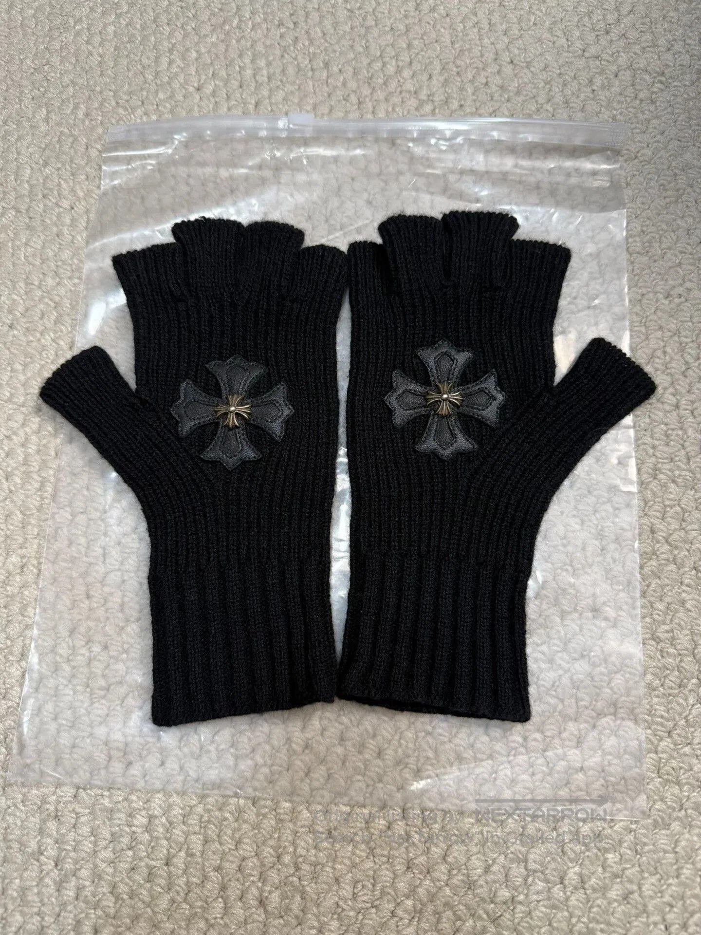 Chrome Hearts Chrome Hearts Black Cashmere Fingerless Gloves. Size ONE SIZE - 1 Thumbnail