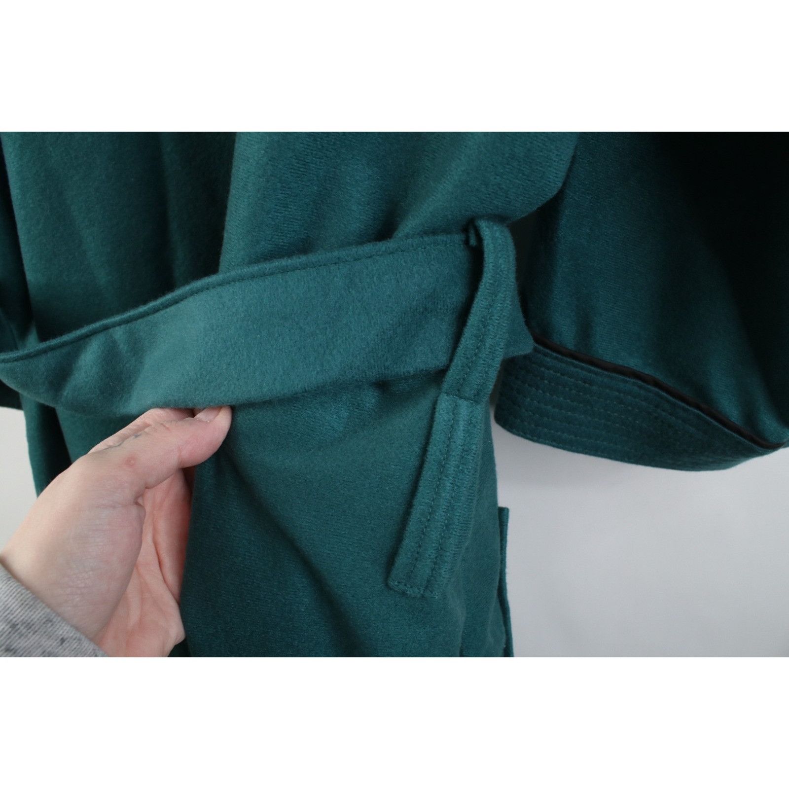 Vintage Vintage 90s Streetwear Belted Fleece Bath Robe Size US L / EU 52-54 / 3 - 11 Thumbnail