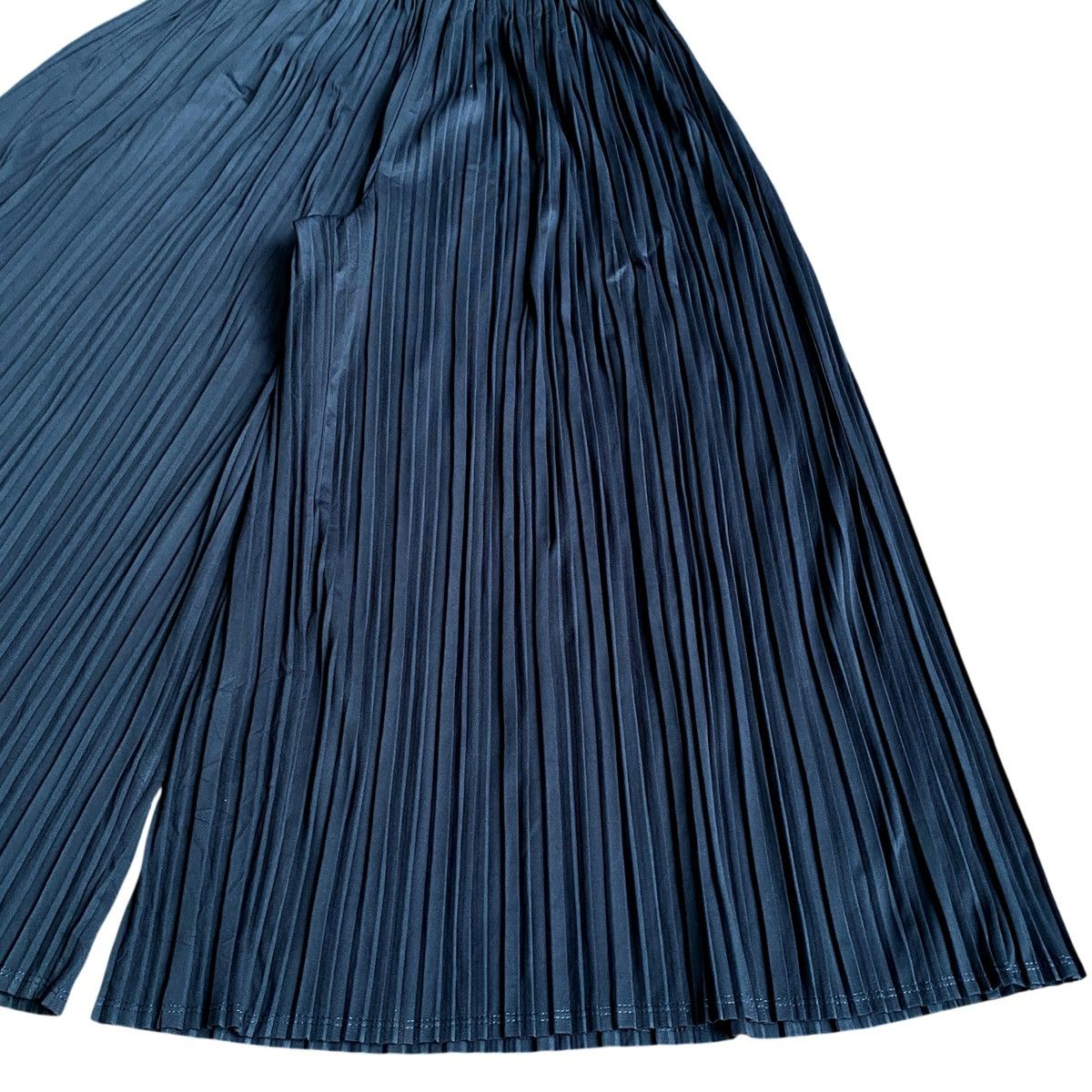 Issey Miyake × Japanese Brand × Vintage RareJapanese Brand Gu Pleats Ultra Wide Issey Style Pants Size US 32 / EU 48 - 5 Thumbnail