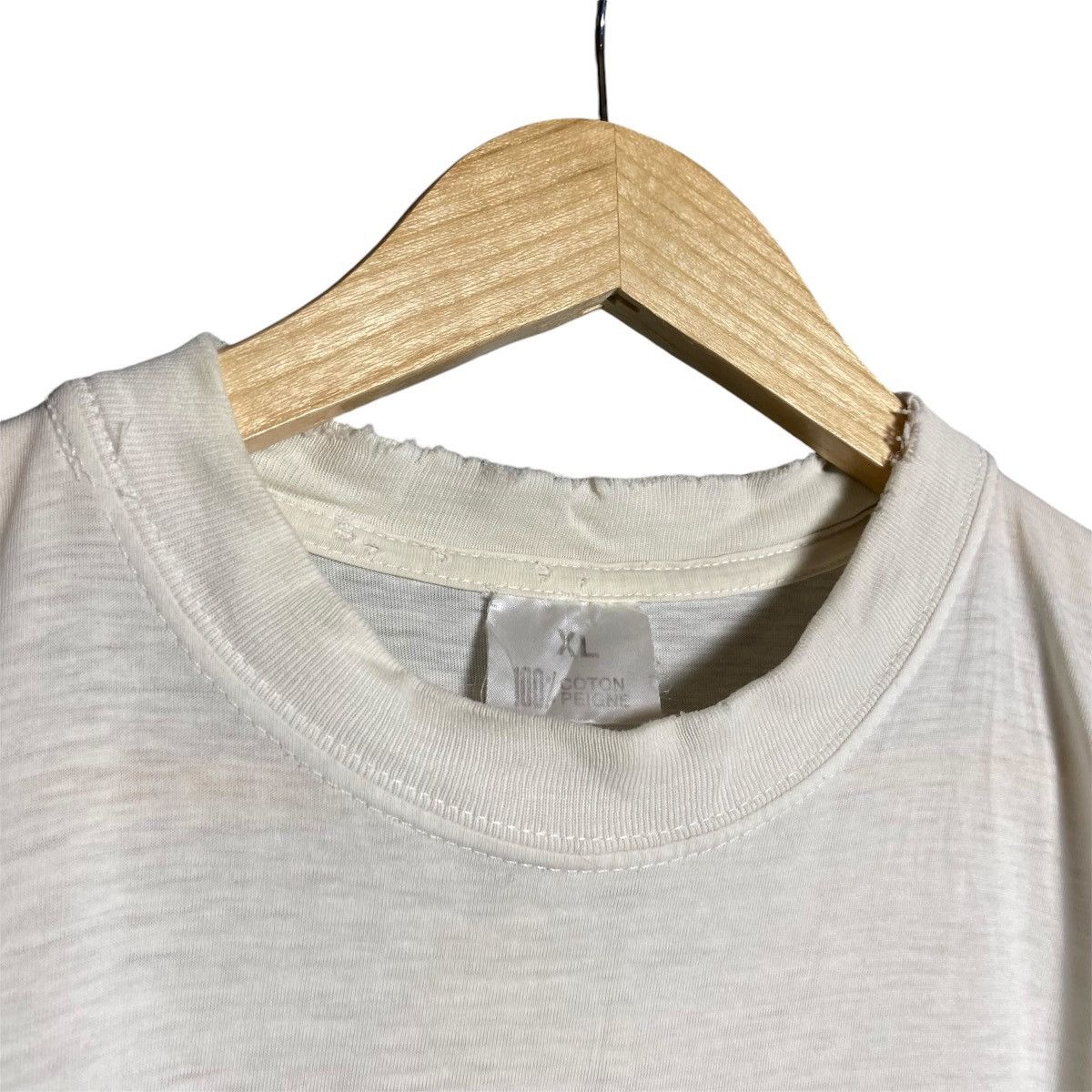 Vintage Vintage 90s Vivre Debout Graphic T-Shirt / Distressed Size US XL / EU 56 / 4 - 9 Thumbnail