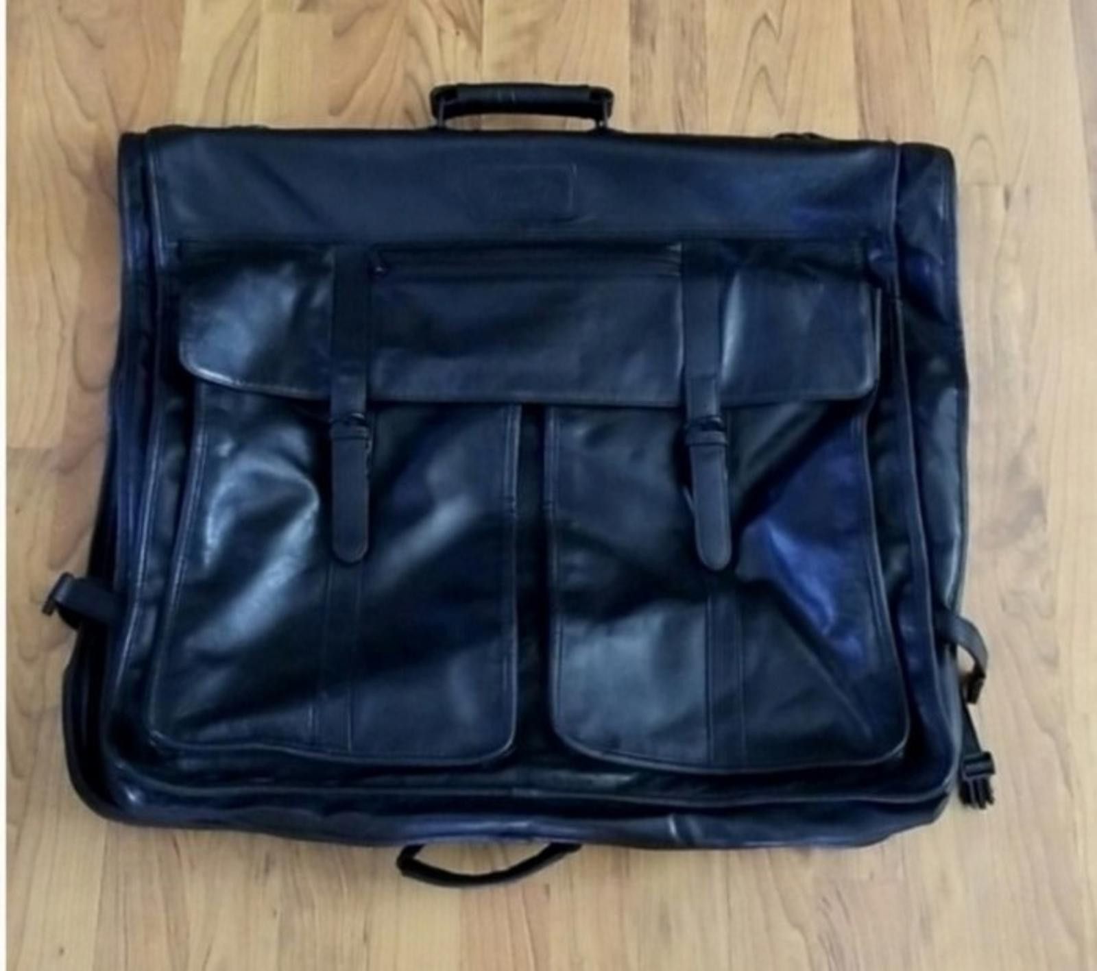 Givenchy Givenchy Paris Garment Leather Travel Luggage Bag Black Size ONE SIZE - 1 Thumbnail