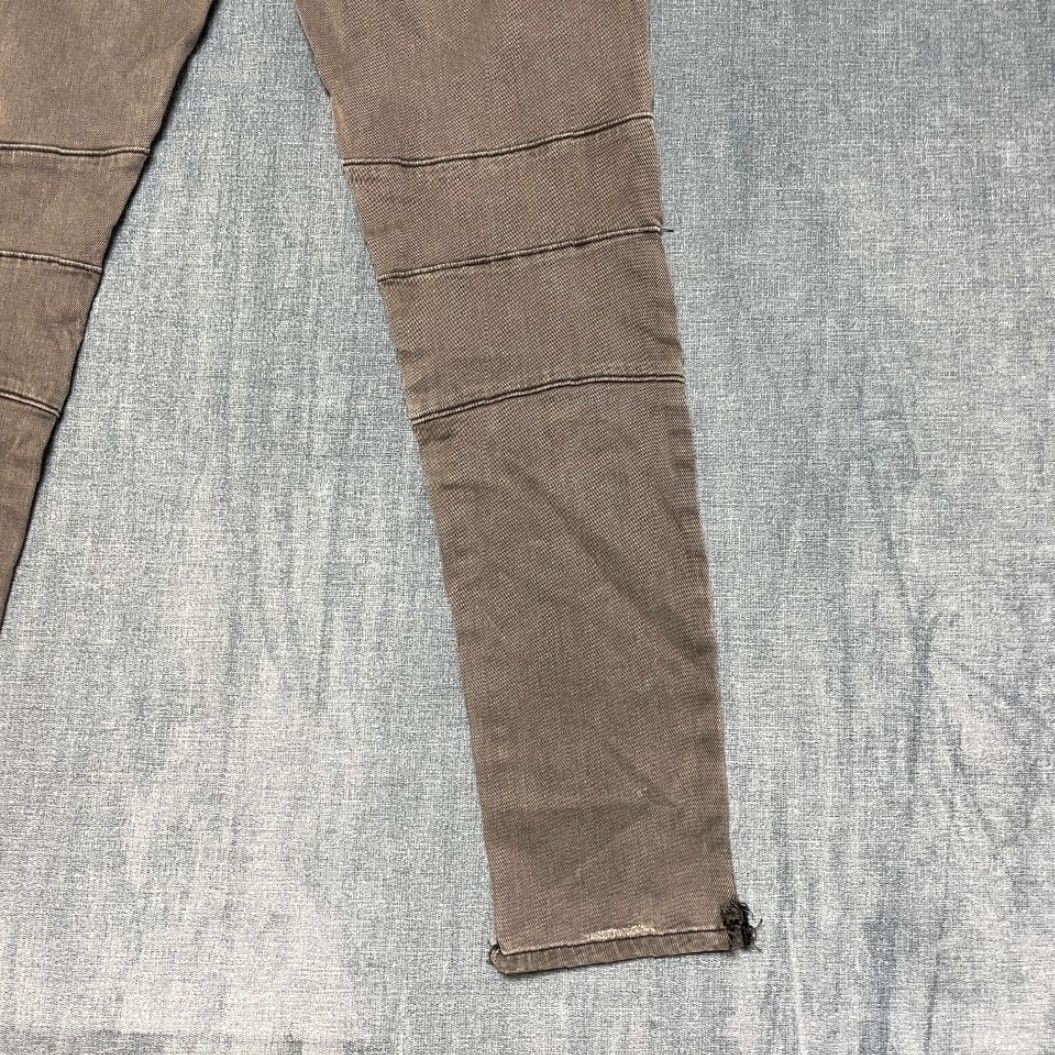 True Religion True Religion Jeans Mens 32x29 Gray Denim Everyday Wear Comfort Straight Leg Jeans Mens 32 Gray Denim 5-Pocket Design Classic Straight Leg Size US 32 / EU 48 - 4 Thumbnail