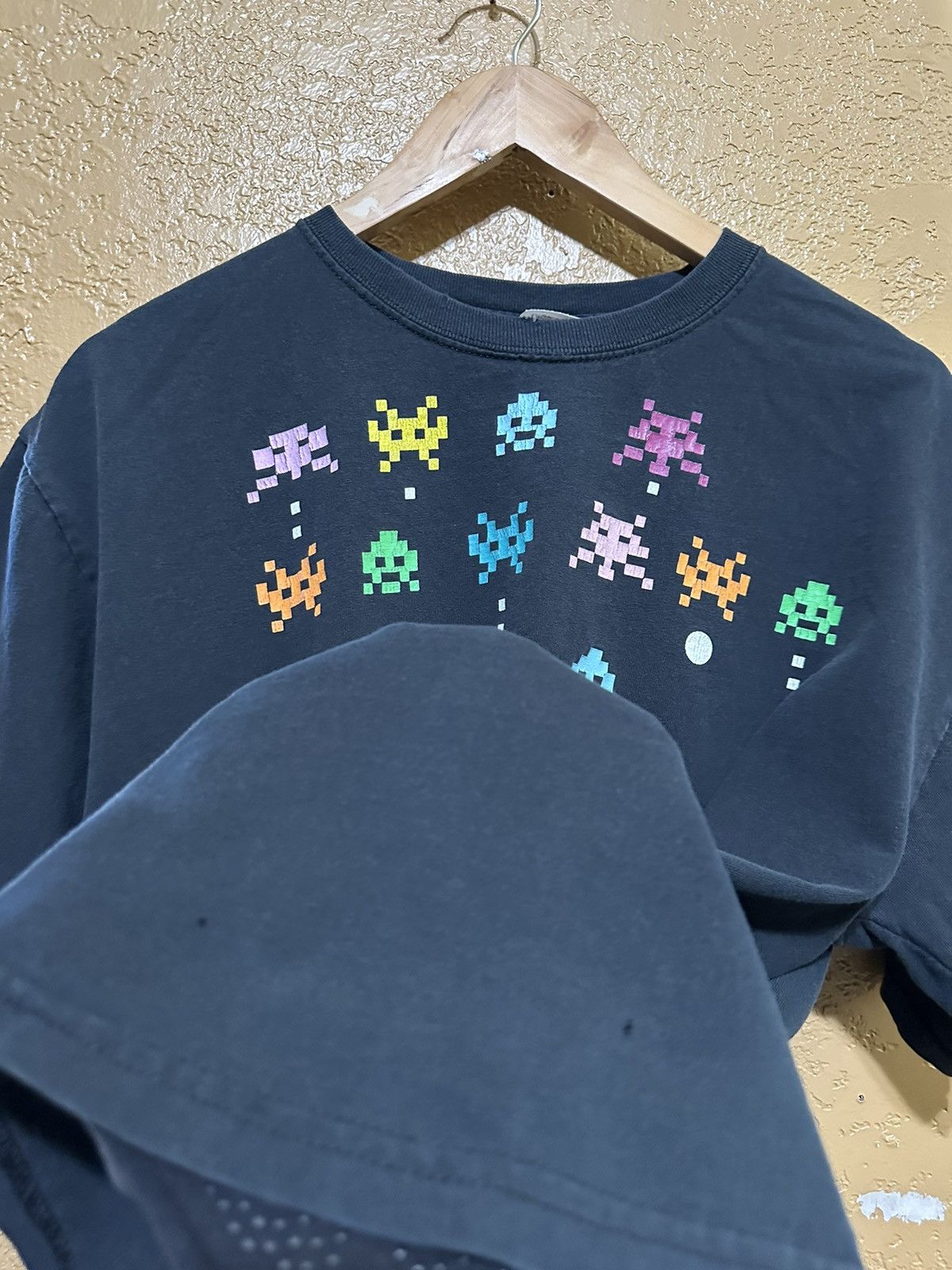 Japanese Brand × Vintage 📌 Vintage Space Invaders T Shirt Size US L / EU 52-54 / 3 - 3 Thumbnail