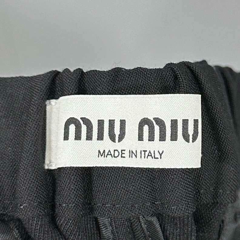 Miu Miu Miu Miu Retro Embroidered Black Pants 28 Women Size 28" / US 6 / IT 42 - 1 Thumbnail
