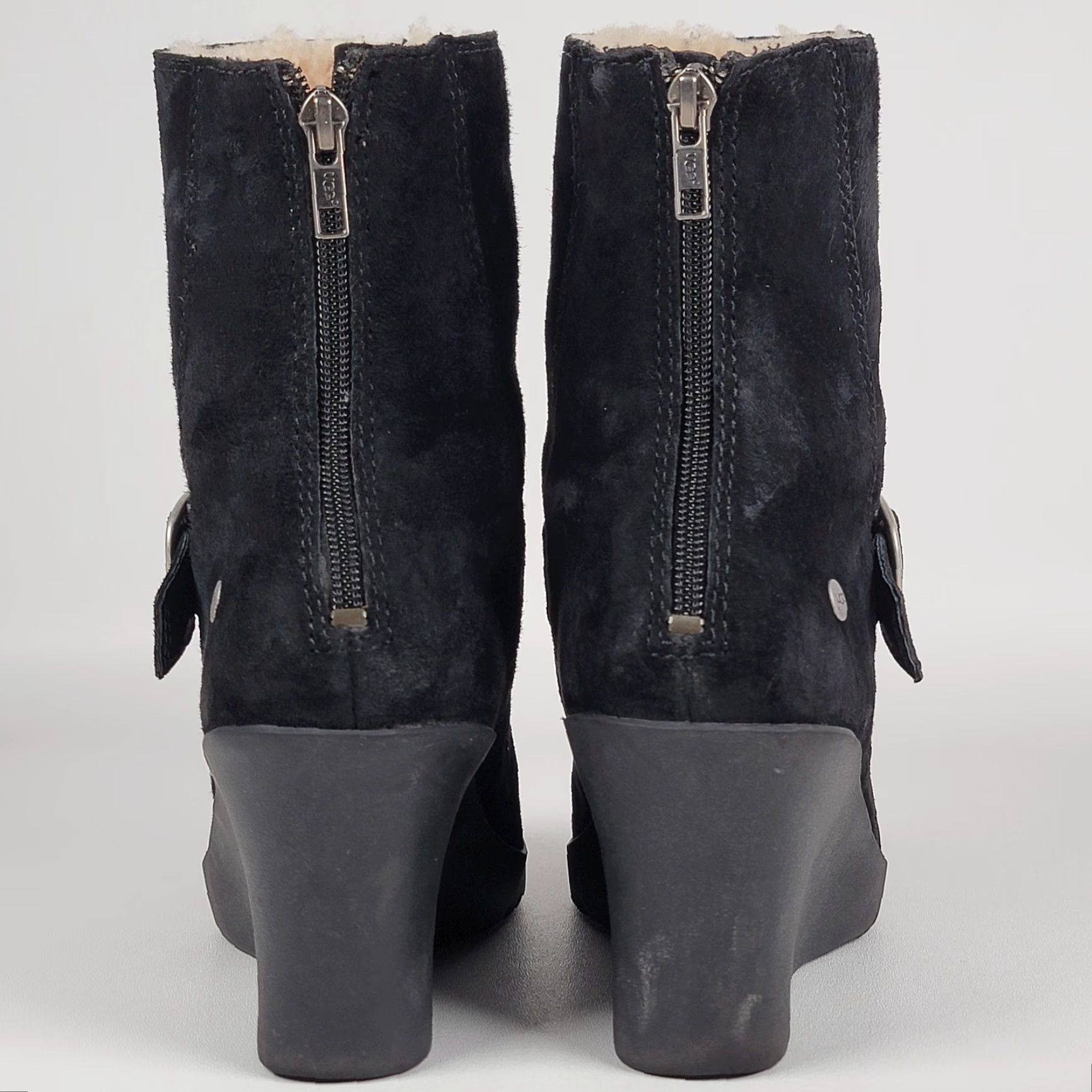 Ugg UGG Women’s Booties Black Suede Gisselle #5593 Wedge Heel Ankle Boots Size 9 Size US 9 / IT 39 - 7 Thumbnail