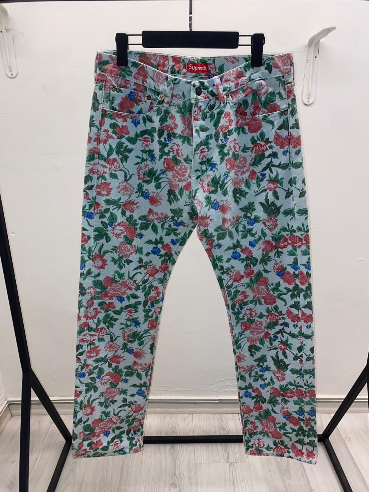 Levi's × Supreme Supreme x Levi's Floral Jeans Light Blue Size 33" - 1 Thumbnail