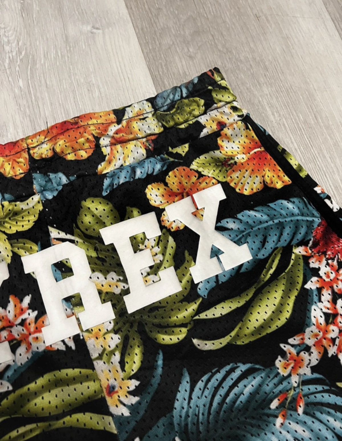 Pyrex Vision Pyrex by Virgil Abloh women’s girl shorts XS S Size 27" / US 4 / IT 40 - 6 Thumbnail
