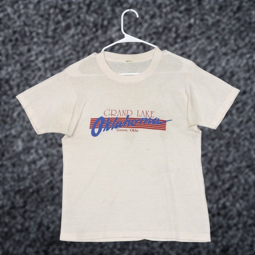 Vintage VINTAGE Screen Stars Grand Lake Oklahoma White T Shirt Mens M Graphic Tee Short Sleeve Crew Neck Size US M / EU 48-50 / 2 - 1 Thumbnail