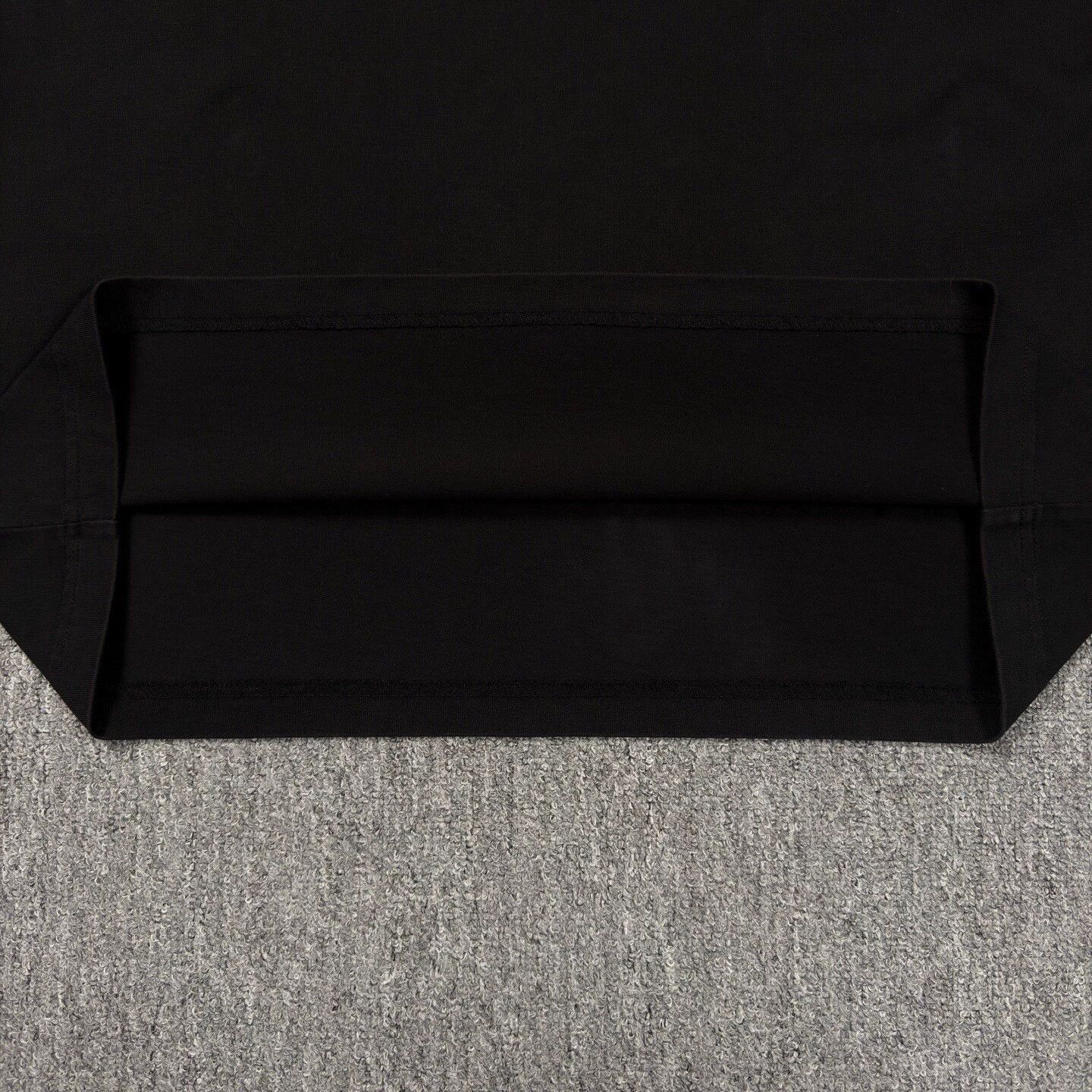 Balenciaga Balenciaga Reflective Slogan Logo Black Short M like new Size US M / EU 48-50 / 2 - 7 Thumbnail
