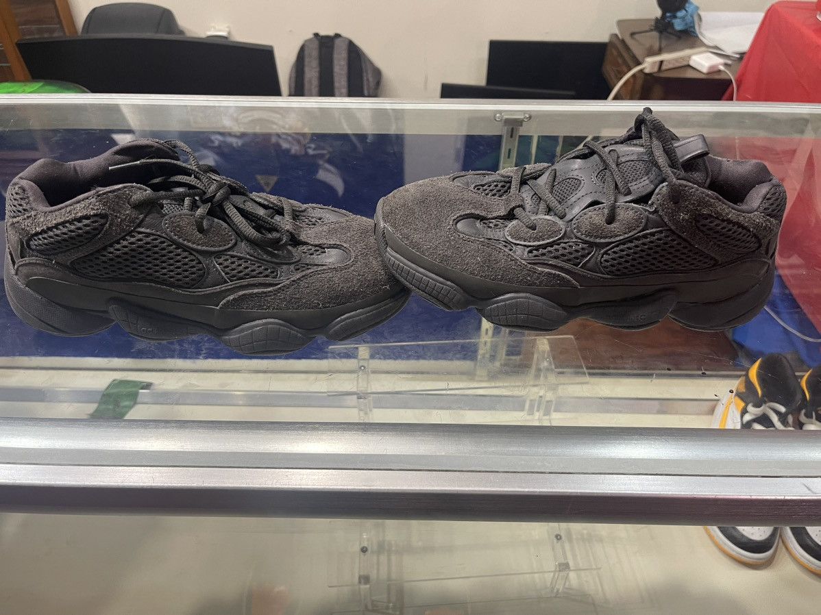 Kanye West × Yeezy Yeezy 500 Utility Black Size US 6 / EU 39 - 2 Thumbnail