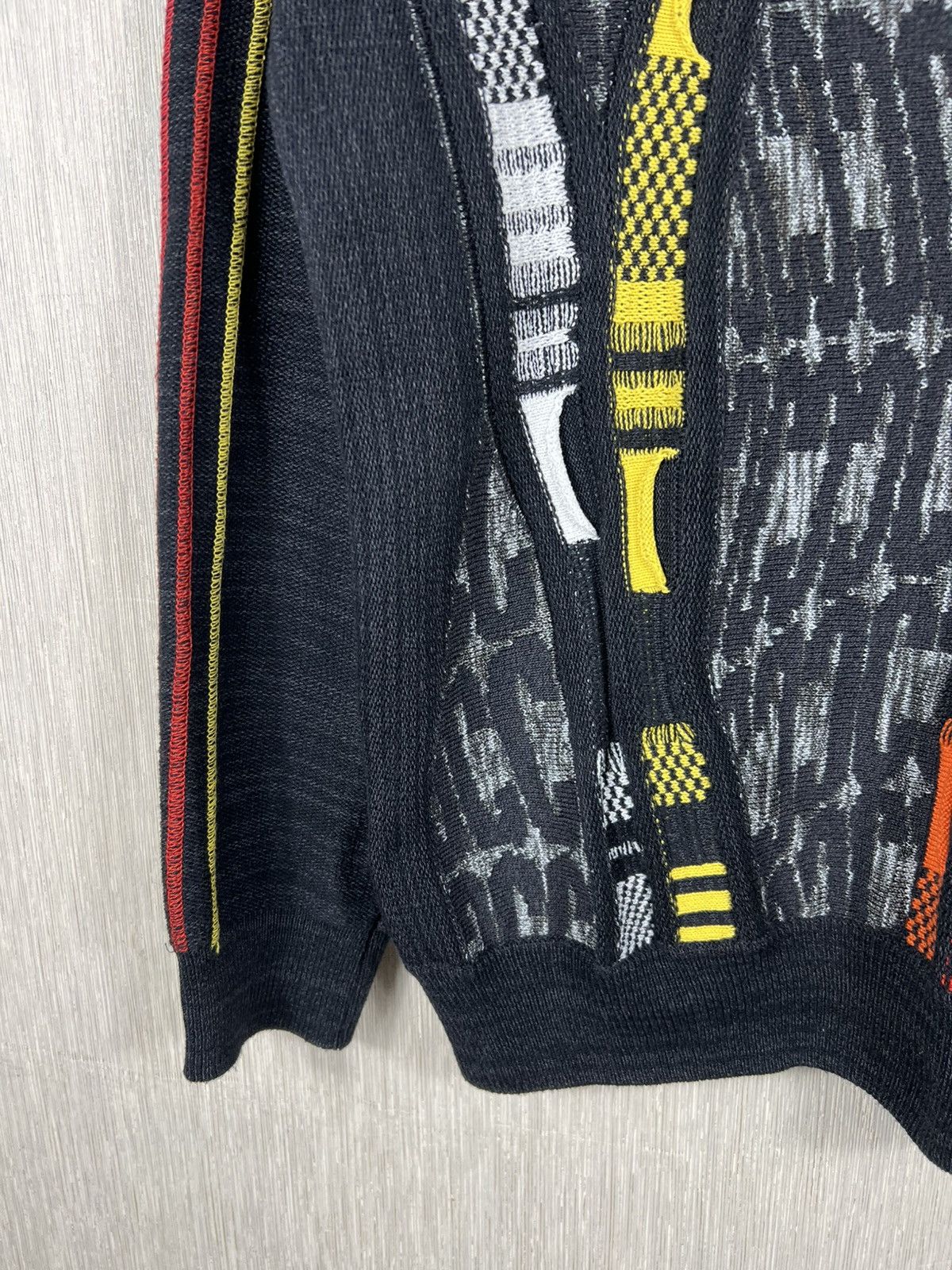 Carlo Colucci Vintage Carlo Colucci coogi 3D patterned monogram sweater Size US XL / EU 56 / 4 - 6 Thumbnail