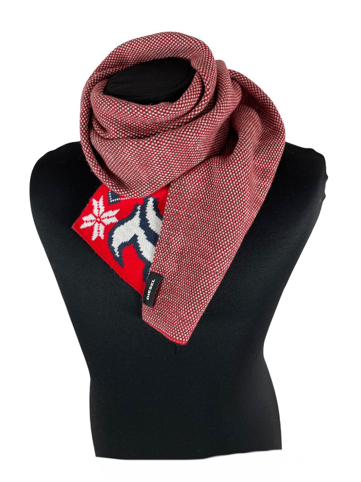 Diesel Holiday “Time” Christmas Santa Big Pattern Scarf Muffler Size ONE SIZE - 16 Thumbnail