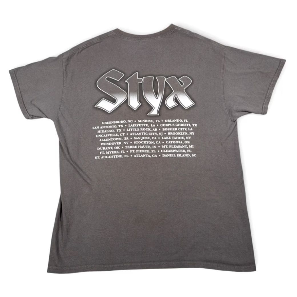 Gildan Styx Shirt Adult LARGE Gray 2016 Tour Concert Merch Music Classic Rock Shirt Size US L / EU 52-54 / 3 - 3 Thumbnail