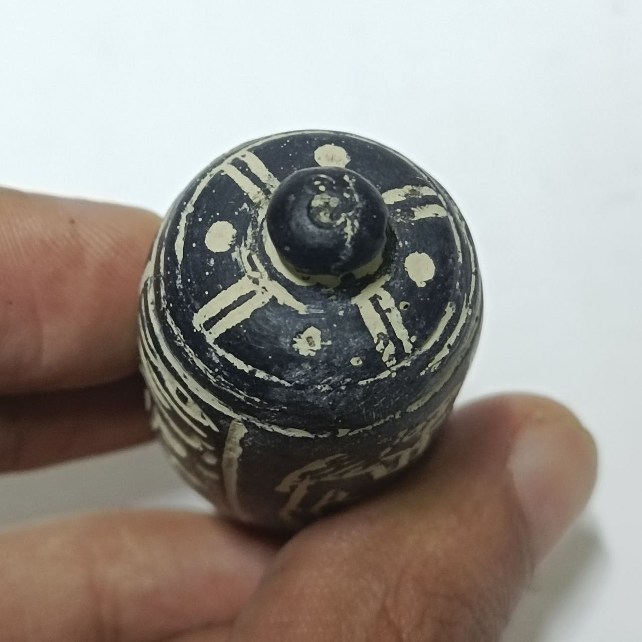 Other Hand-carved Egyptian stone artifact with pharaonic art Size ONE SIZE - 5 Thumbnail