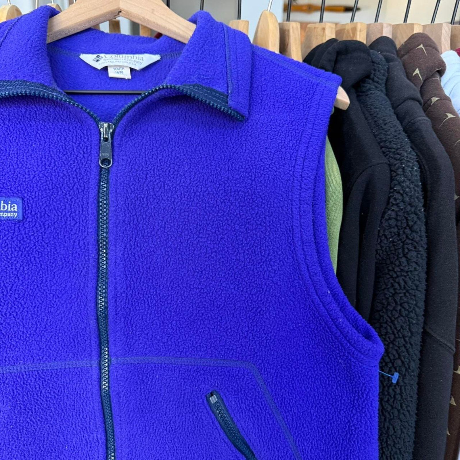 Columbia Vintage Columbia Sportswear Sherpa Vest Youth 14/16 Size US S / EU 44-46 / 1 - 3 Thumbnail