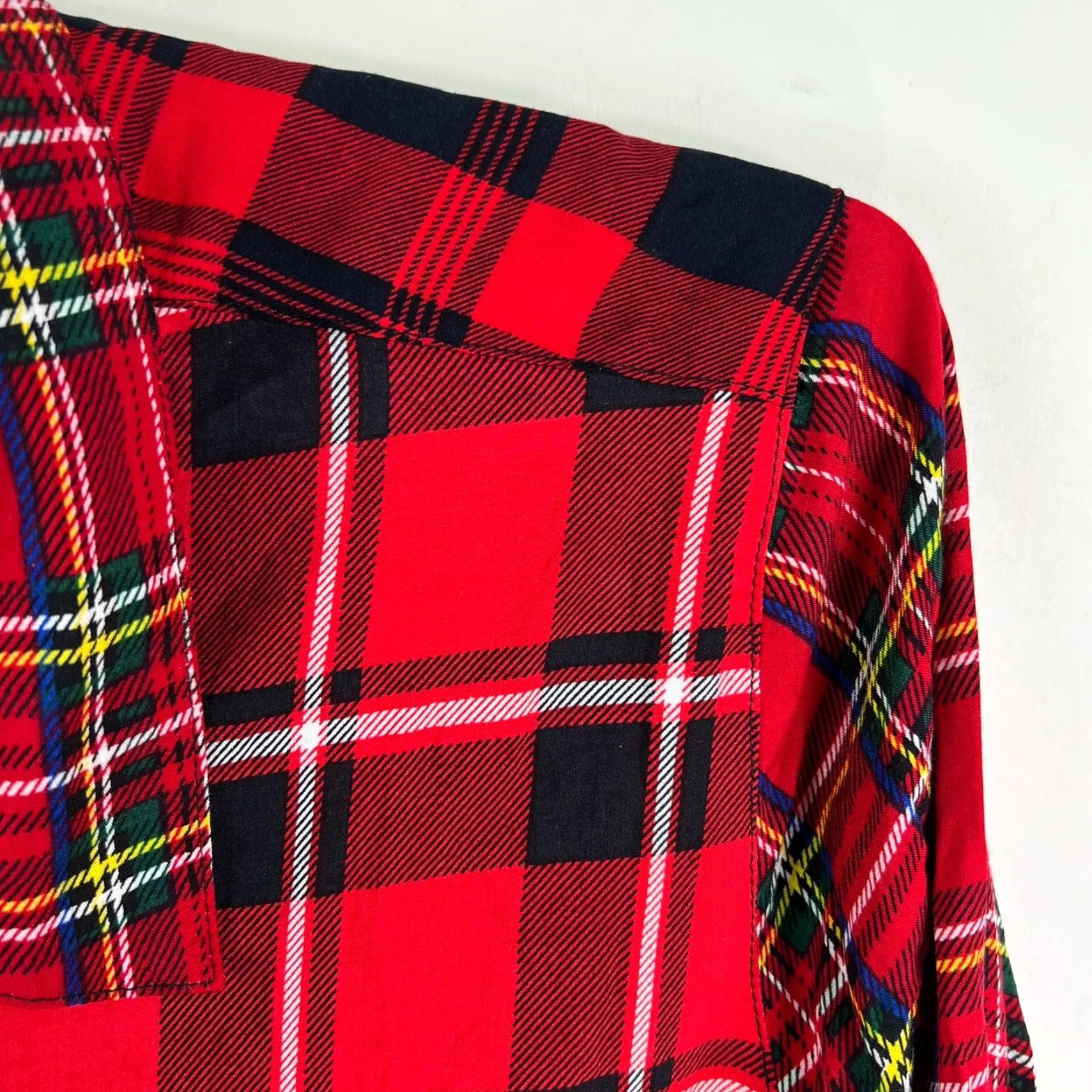 Vintage VINTAGE Caleaas Plaid Aztec Embroidered Button-Up Tunic Womens 2X Red Limited Edition Size XXL / US 16-18 / IT 52-54 - 2 Thumbnail