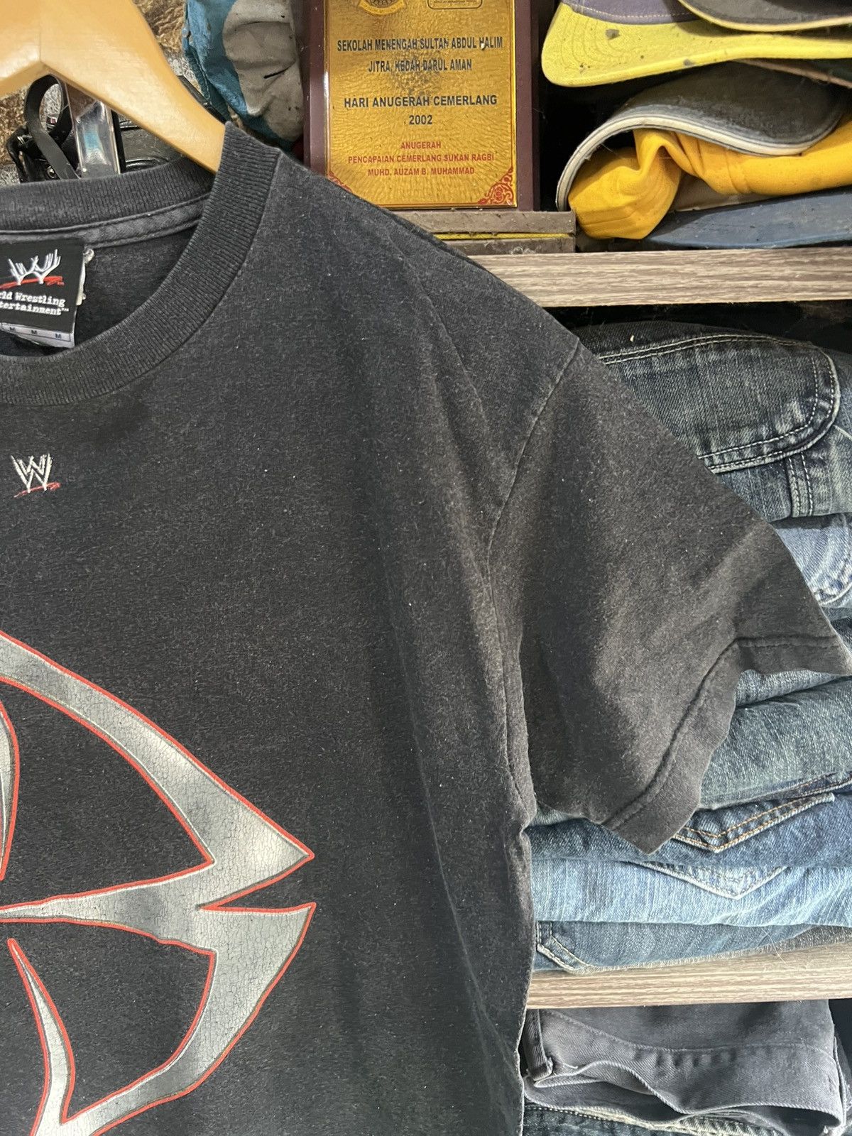 WWE 🔥Vintage 2005 WWE Batista Tee Size US M / EU 48-50 / 2 - 6 Thumbnail