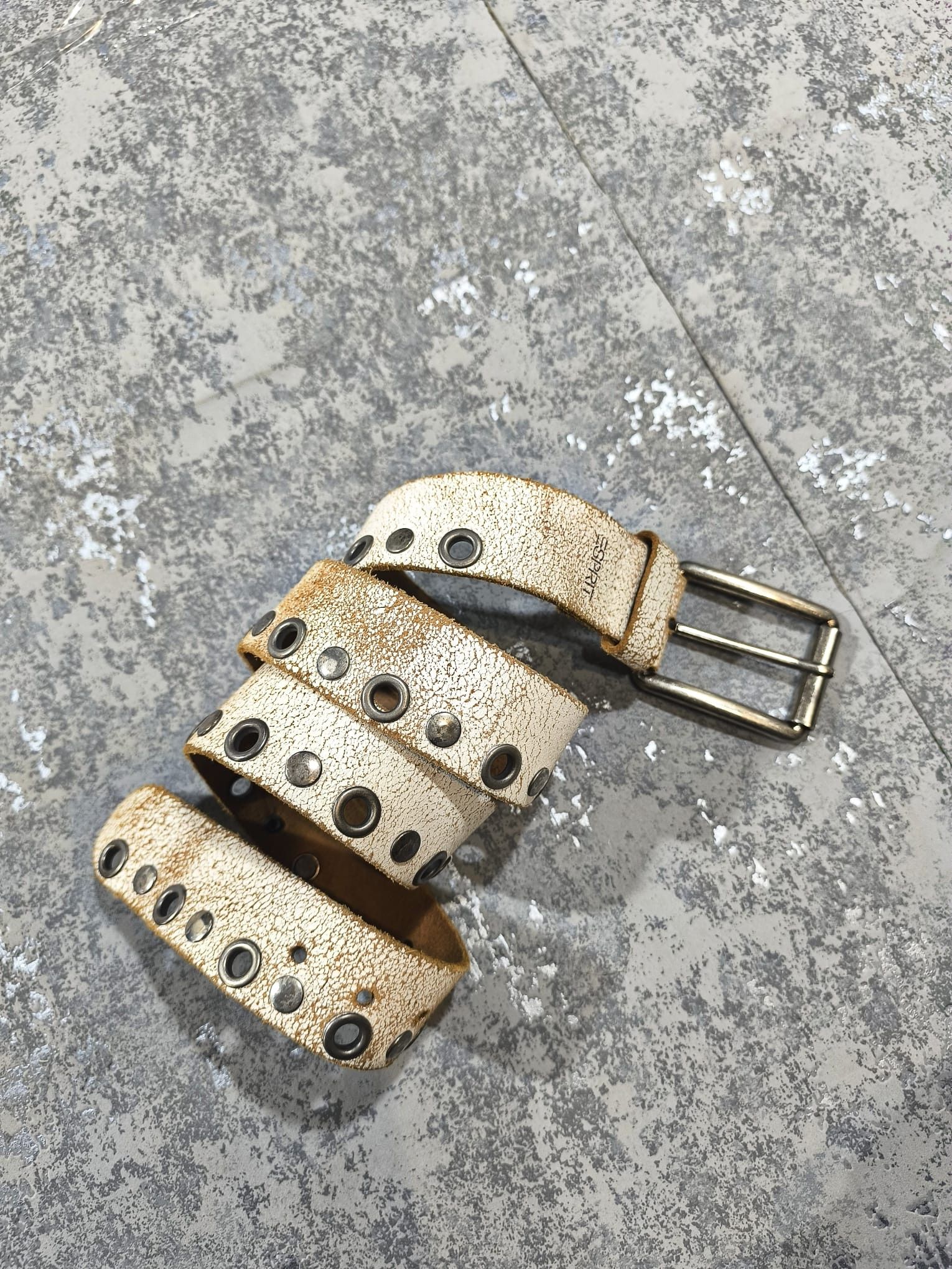 Leather VINTAGE DISTRESSED REAL LEATHER STUDDED BELT Size ONE SIZE - 2 Thumbnail