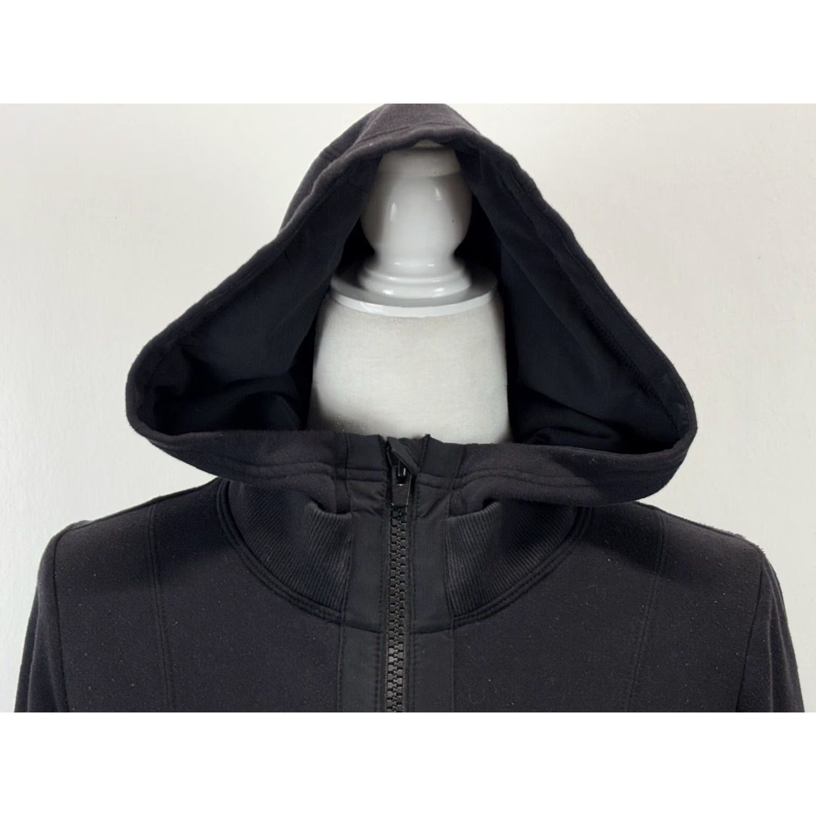 Athleta Athleta Hoodie Women Small Black Full Zip Pockets Athleisure Womens Size S / US 4 / IT 40 - 5 Thumbnail