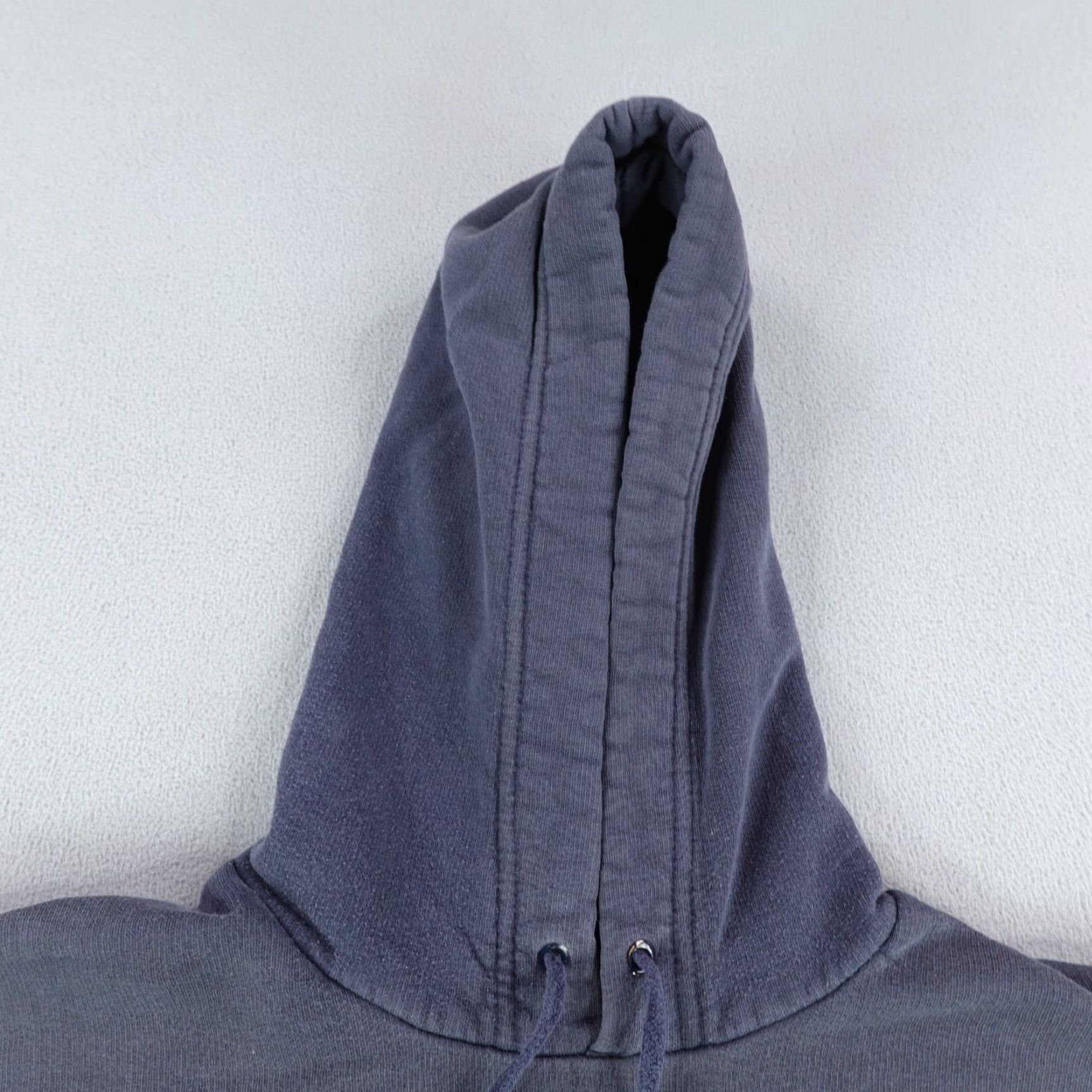 Nike VINTAGE Nike Hoodie Mens Large Blue White Swoosh Pullover Sweatshirt Sweater Y2K Size US L / EU 52-54 / 3 - 2 Thumbnail