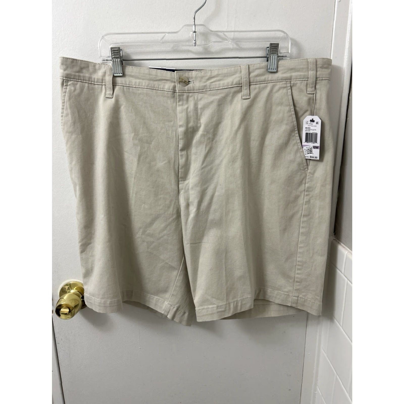 Nautica Nautica Deck Shorts Beige Classic Fit Stretch 8.5" Inseam NWT Size 38 Men Casual Chino Flat Front Pocket Size US 38 / EU 54 - 6 Thumbnail
