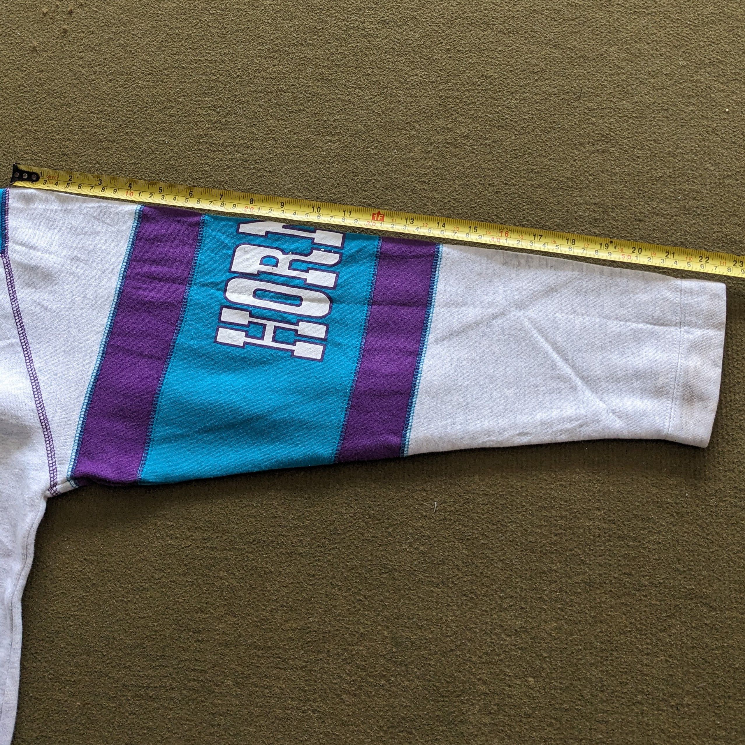 NBA Vintage CHARLOTTE HORNETS NBA Sports Sweatshirt Size US M / EU 48-50 / 2 - 5 Thumbnail